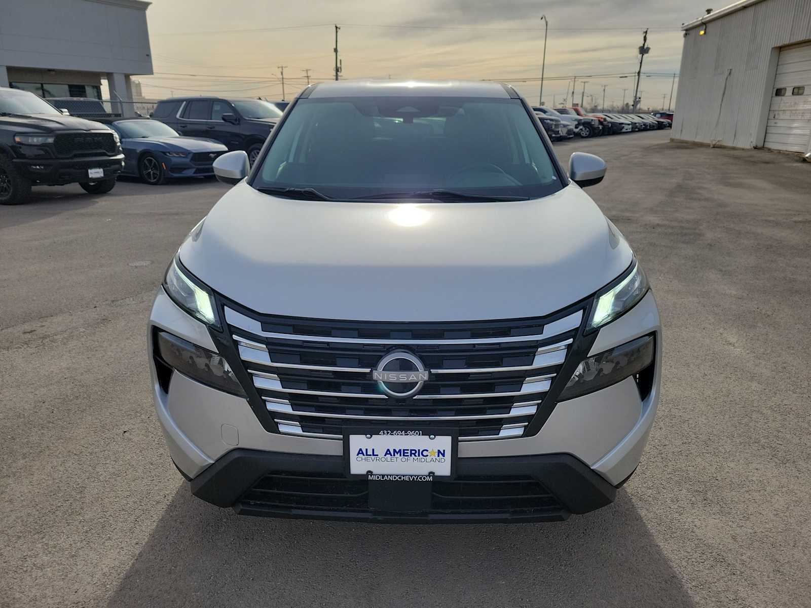 Thumbnail: 2024 Nissan Rogue - 14