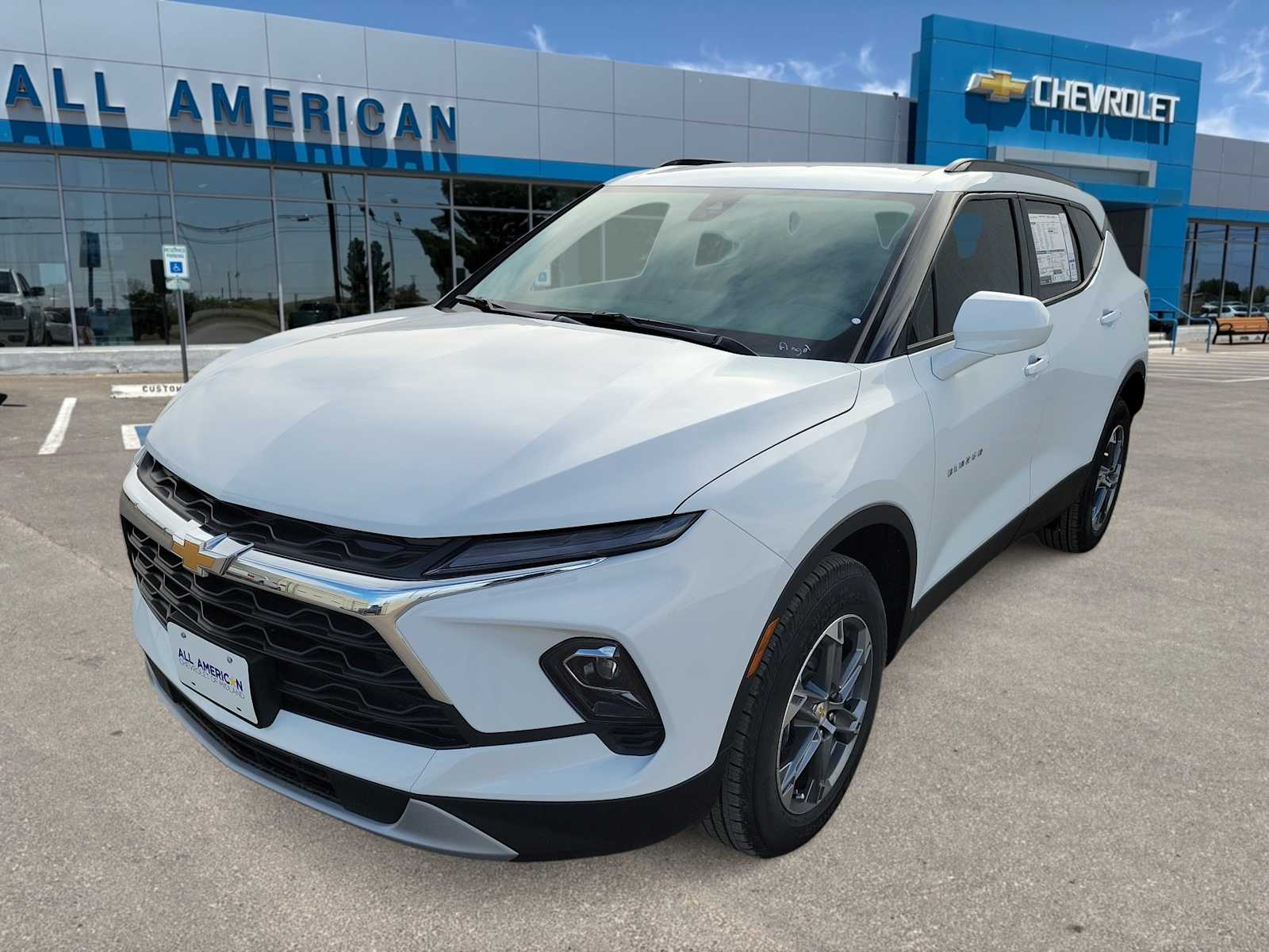 Thumbnail: 2026 Chevrolet Blazer - 1