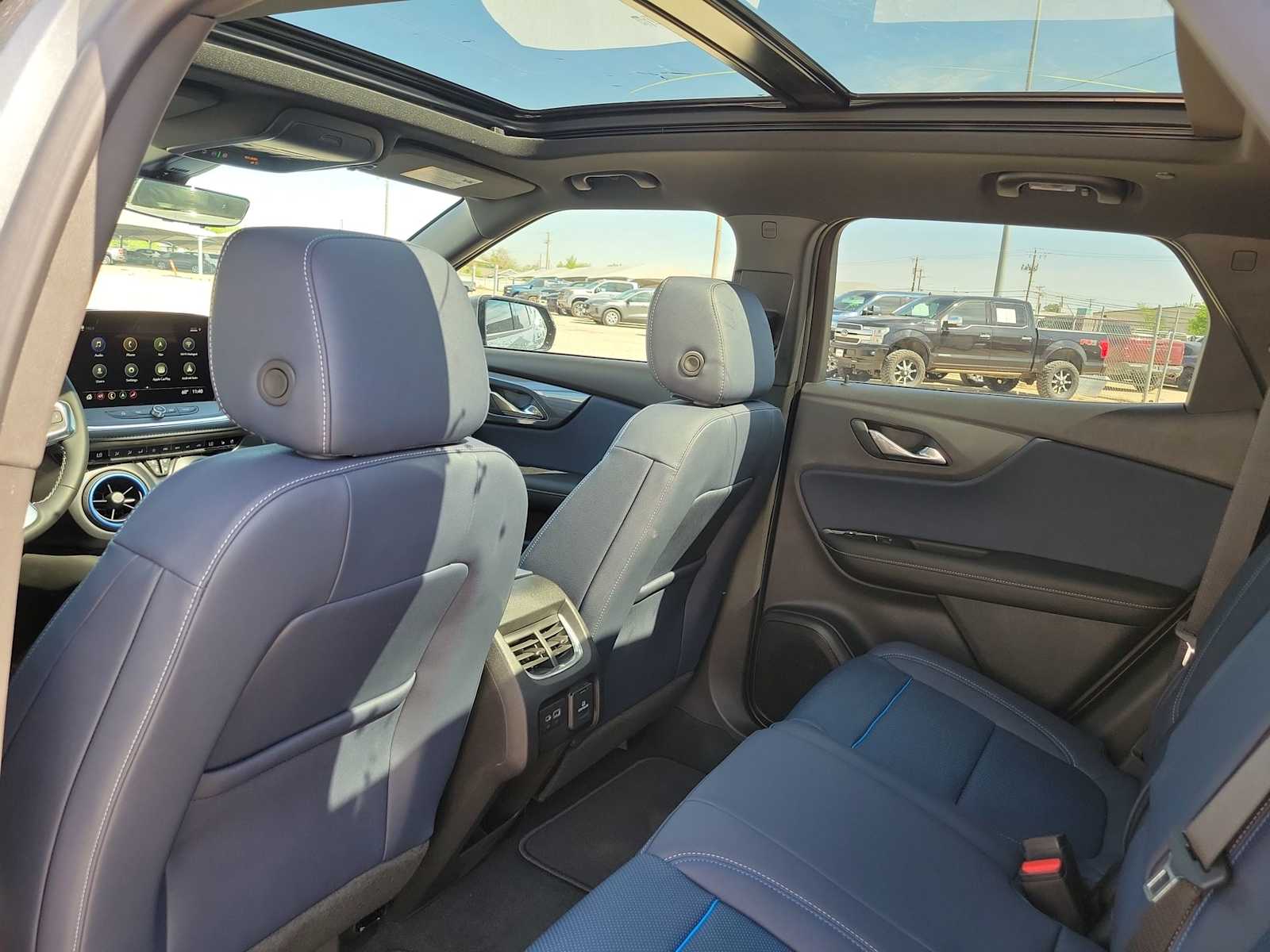 Thumbnail: 2026 Chevrolet Blazer - 16
