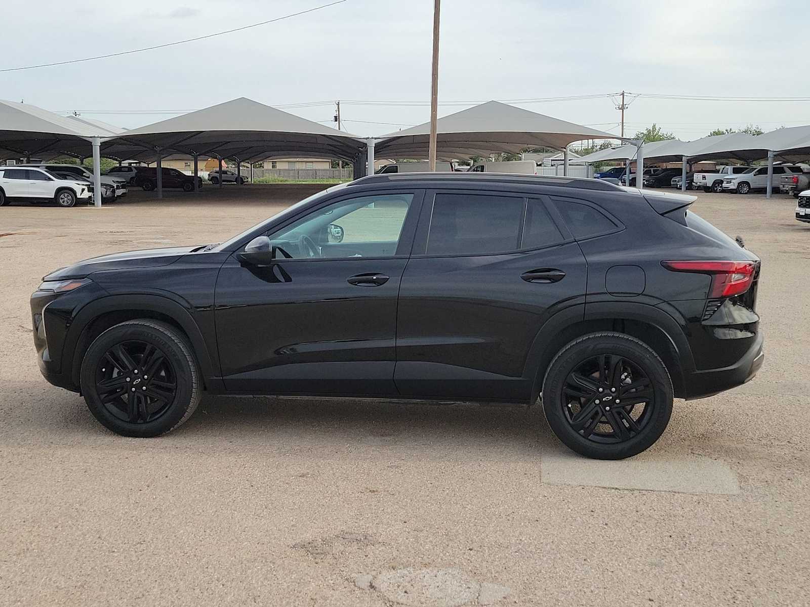 Thumbnail: 2025 Chevrolet Trax - 5