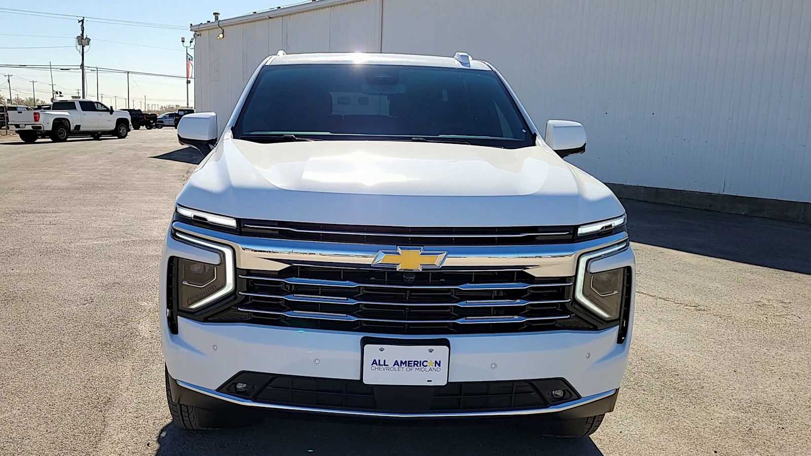 Thumbnail: 2026 Chevrolet Tahoe - 3