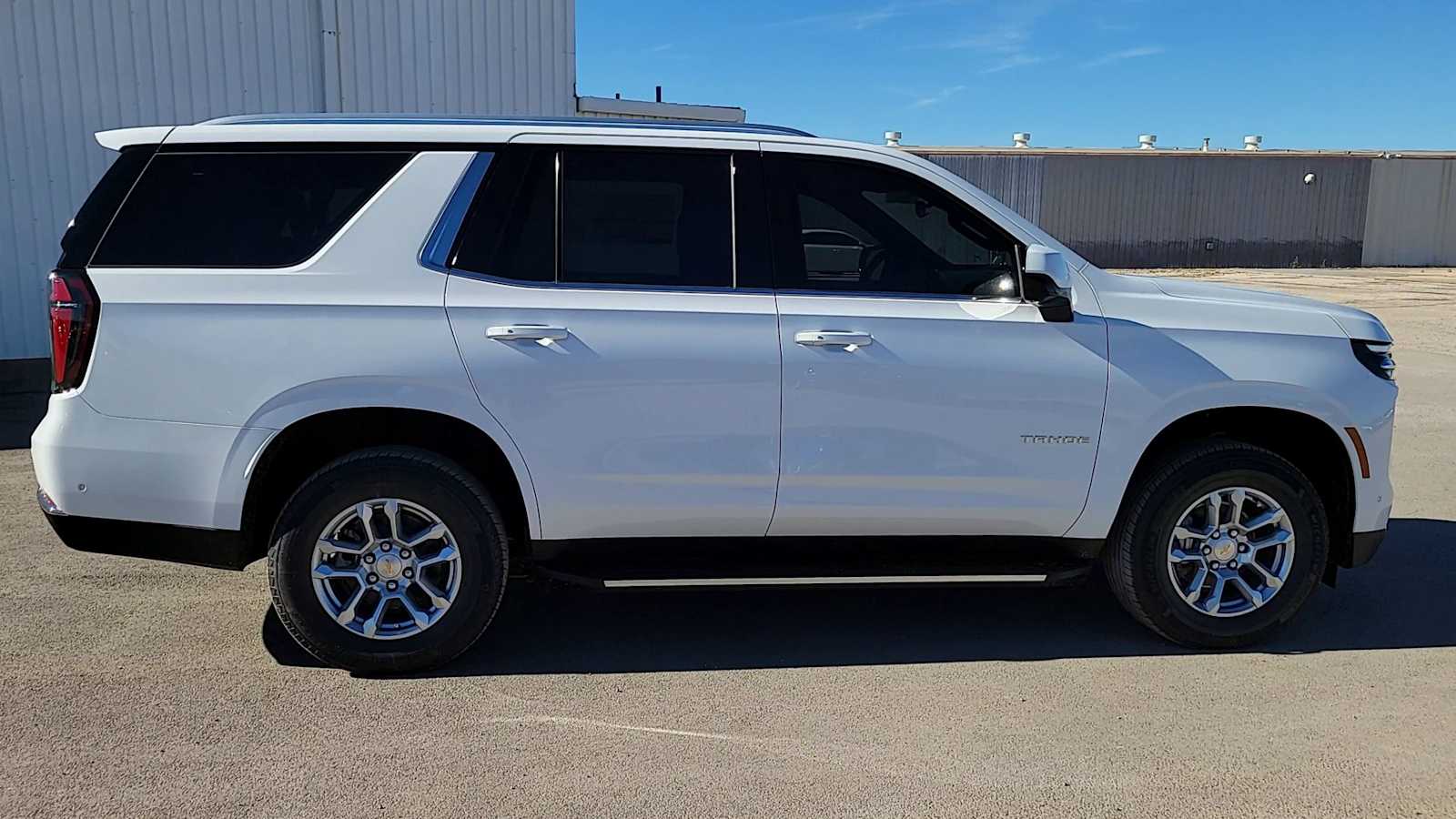 Thumbnail: 2026 Chevrolet Tahoe - 9