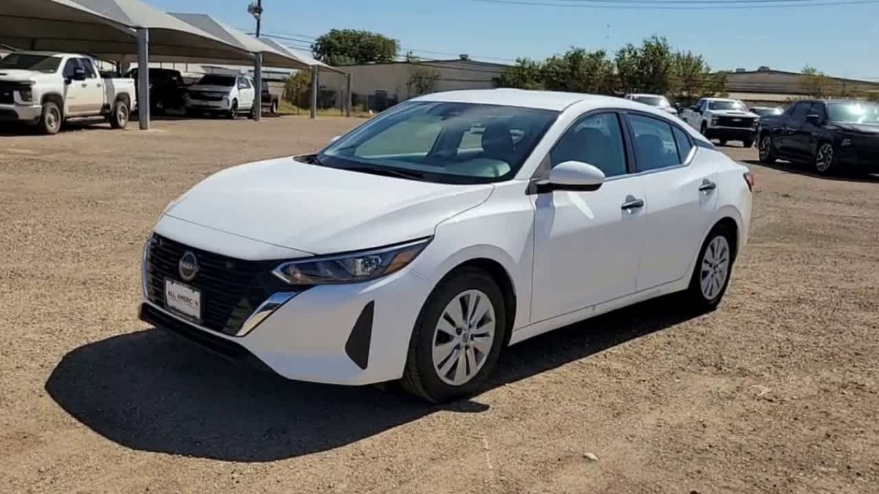 Thumbnail: 2024 Nissan Sentra - 4