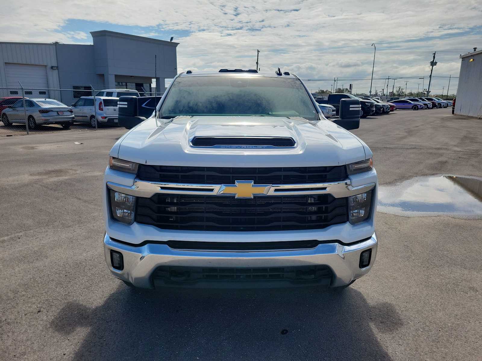 Thumbnail: 2025 Chevrolet Silverado 3500 - 14
