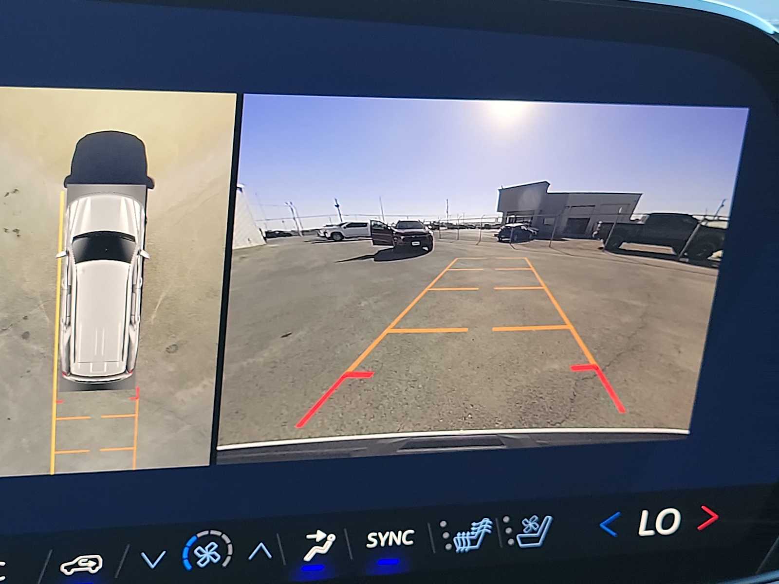 Thumbnail: 2026 Chevrolet Tahoe - 24