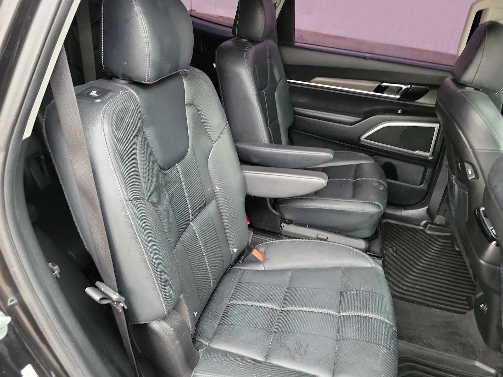 Thumbnail: 2022 Kia Telluride - 17