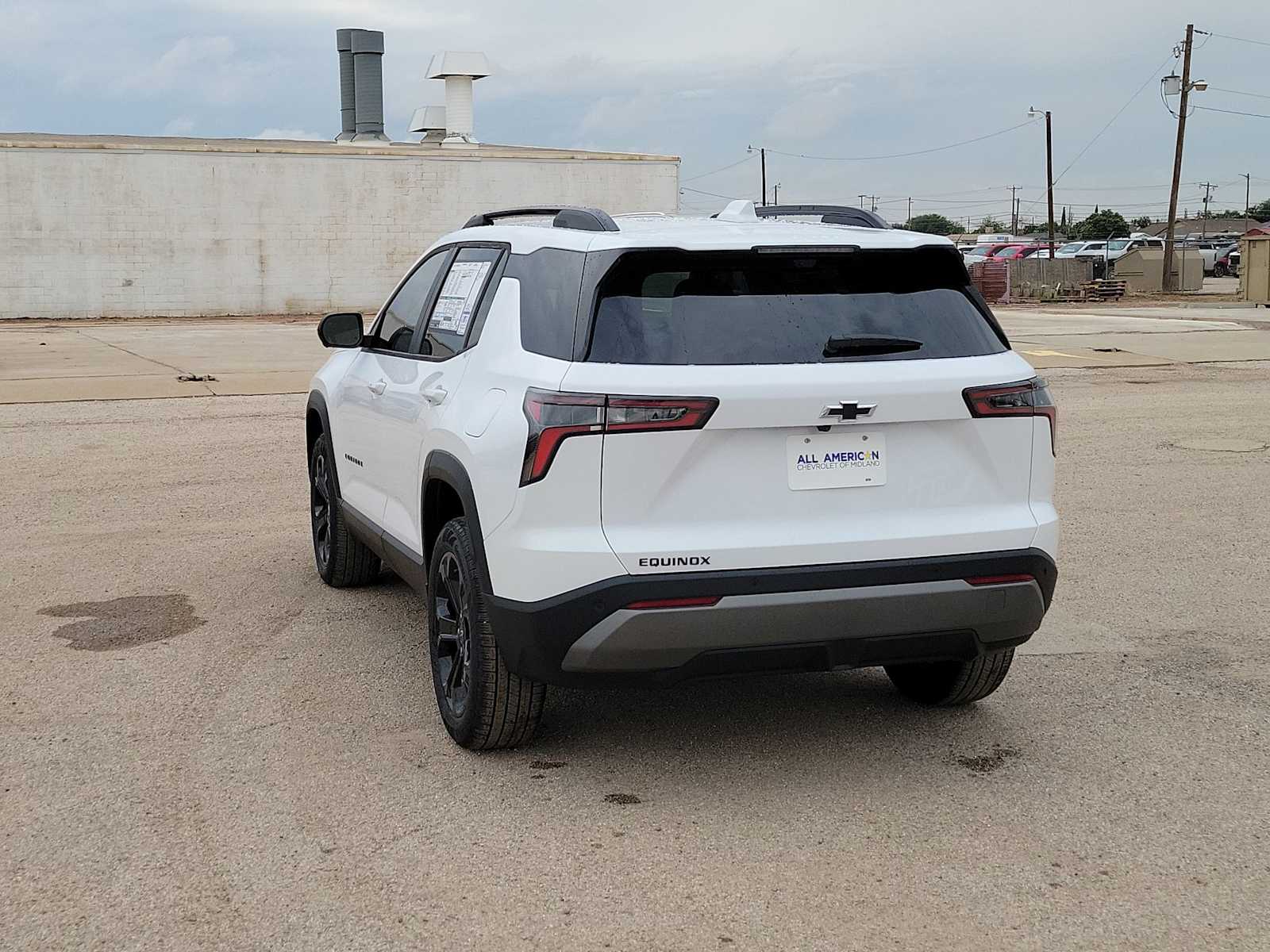 Thumbnail: 2026 Chevrolet Equinox - 6