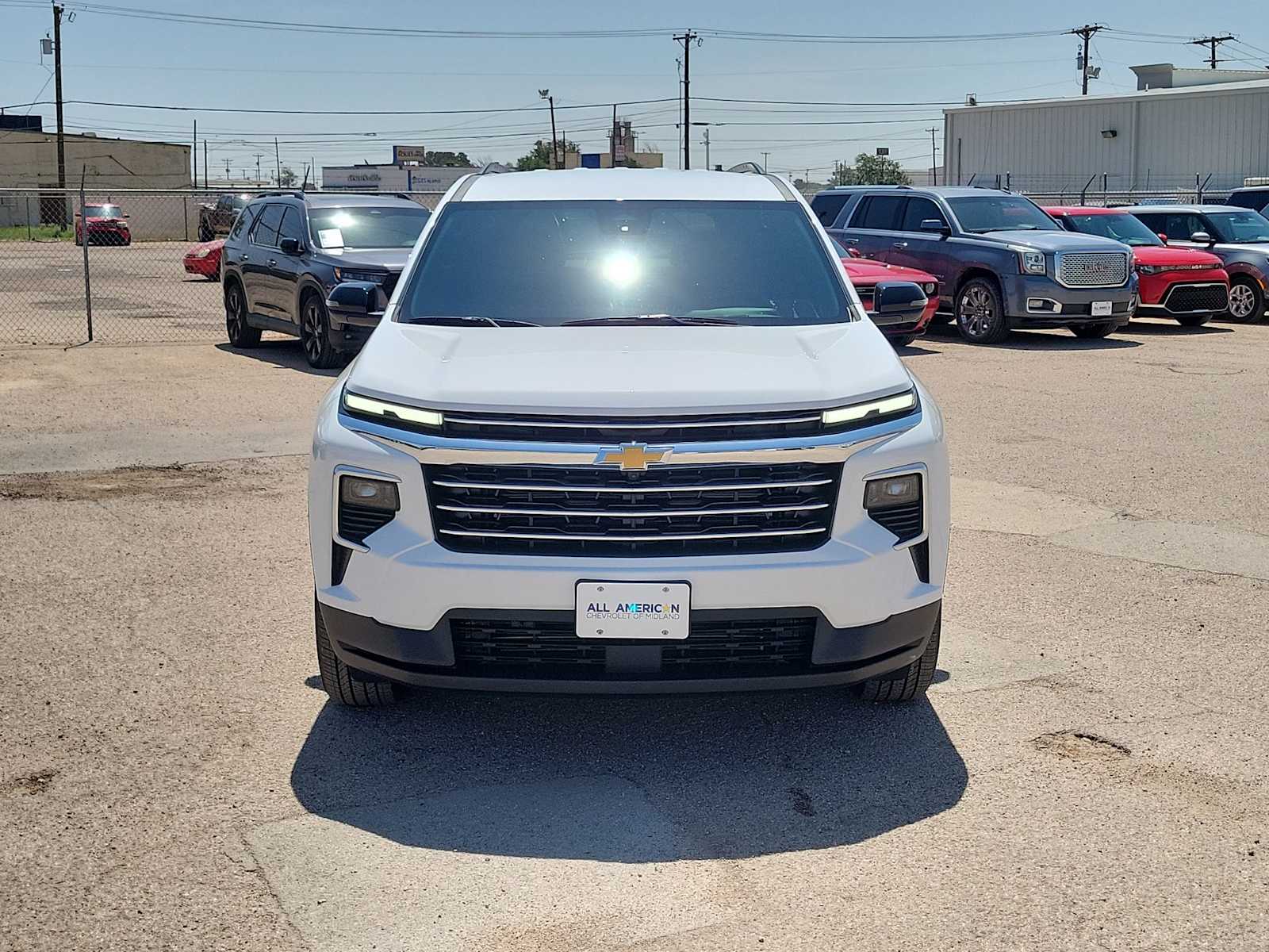 Thumbnail: 2026 Chevrolet Traverse - 3