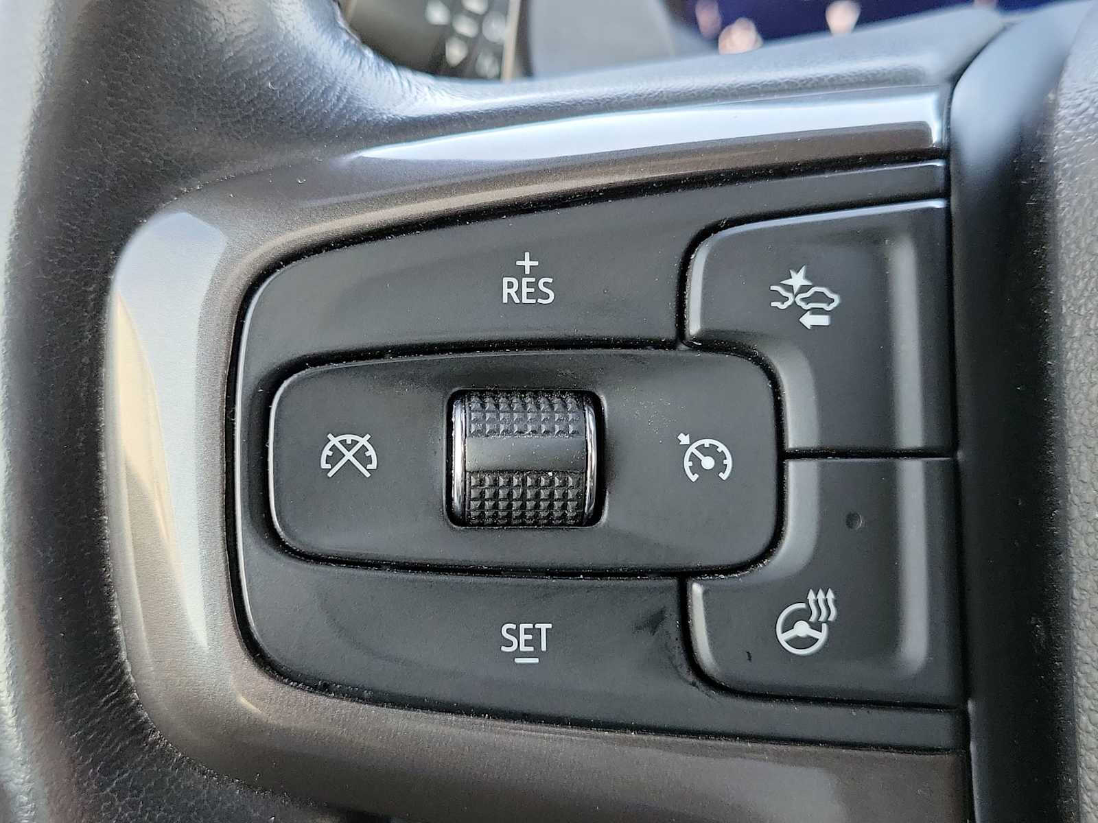 Thumbnail: 2023 Chevrolet Silverado 1500 - 23