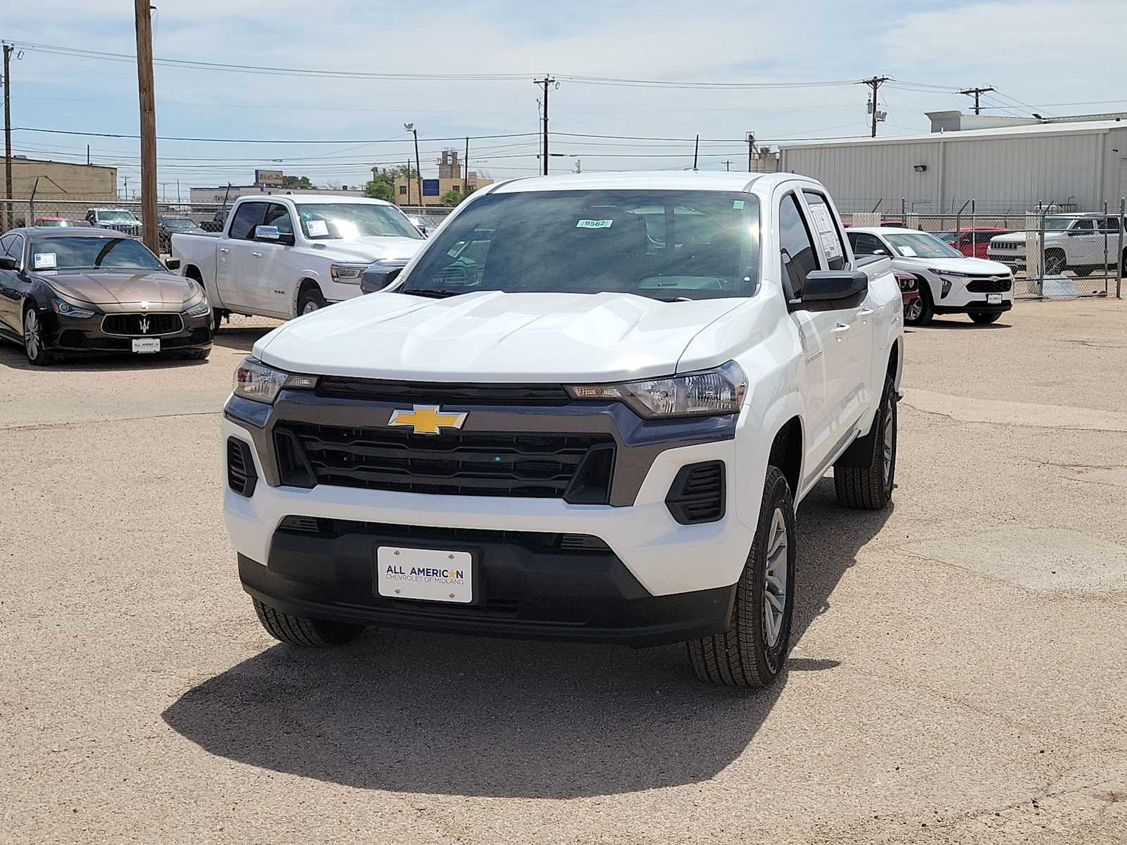 Thumbnail: 2026 Chevrolet Colorado - 4