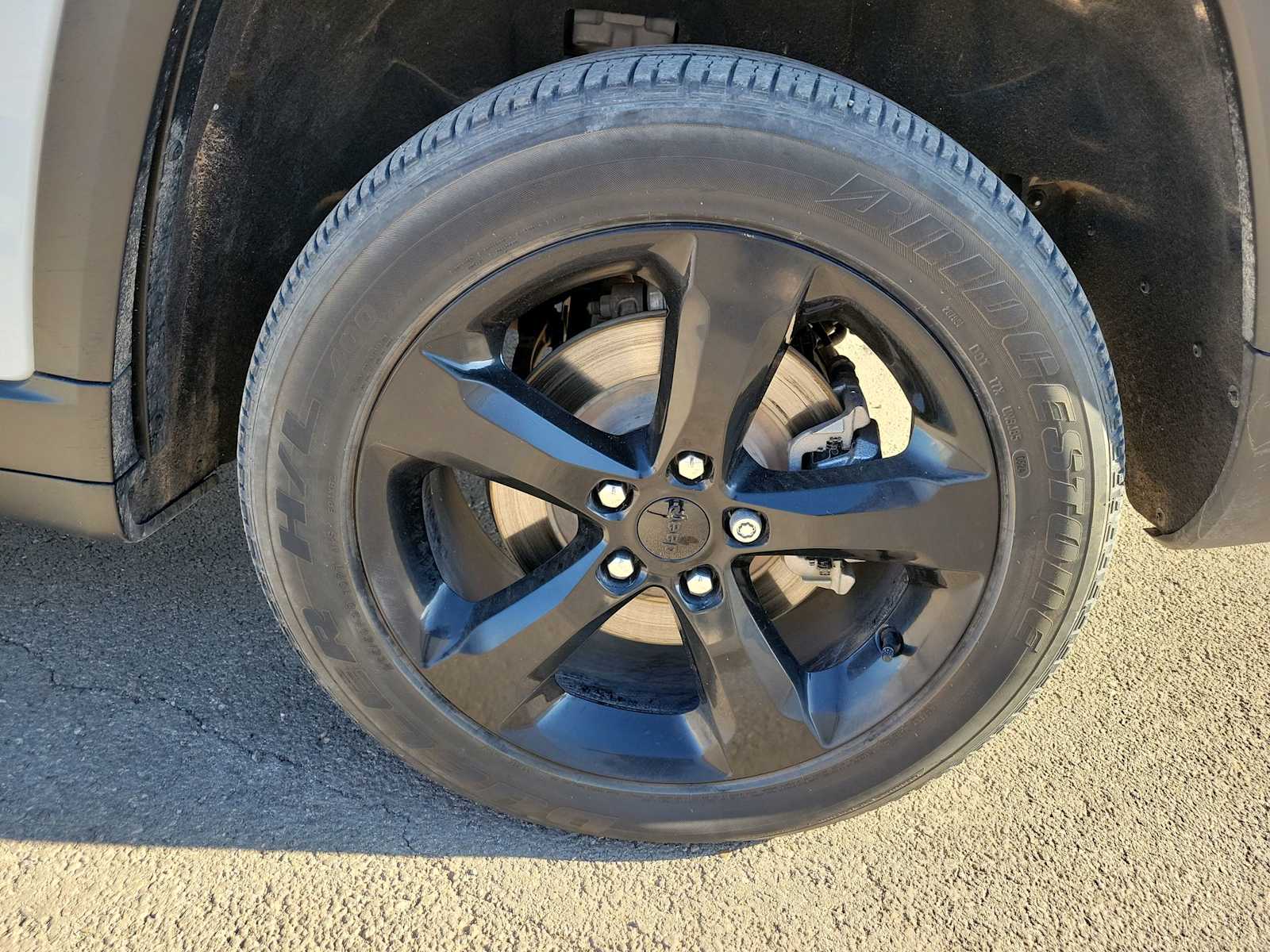 Thumbnail: 2024 Jeep Grand Cherokee L - 16