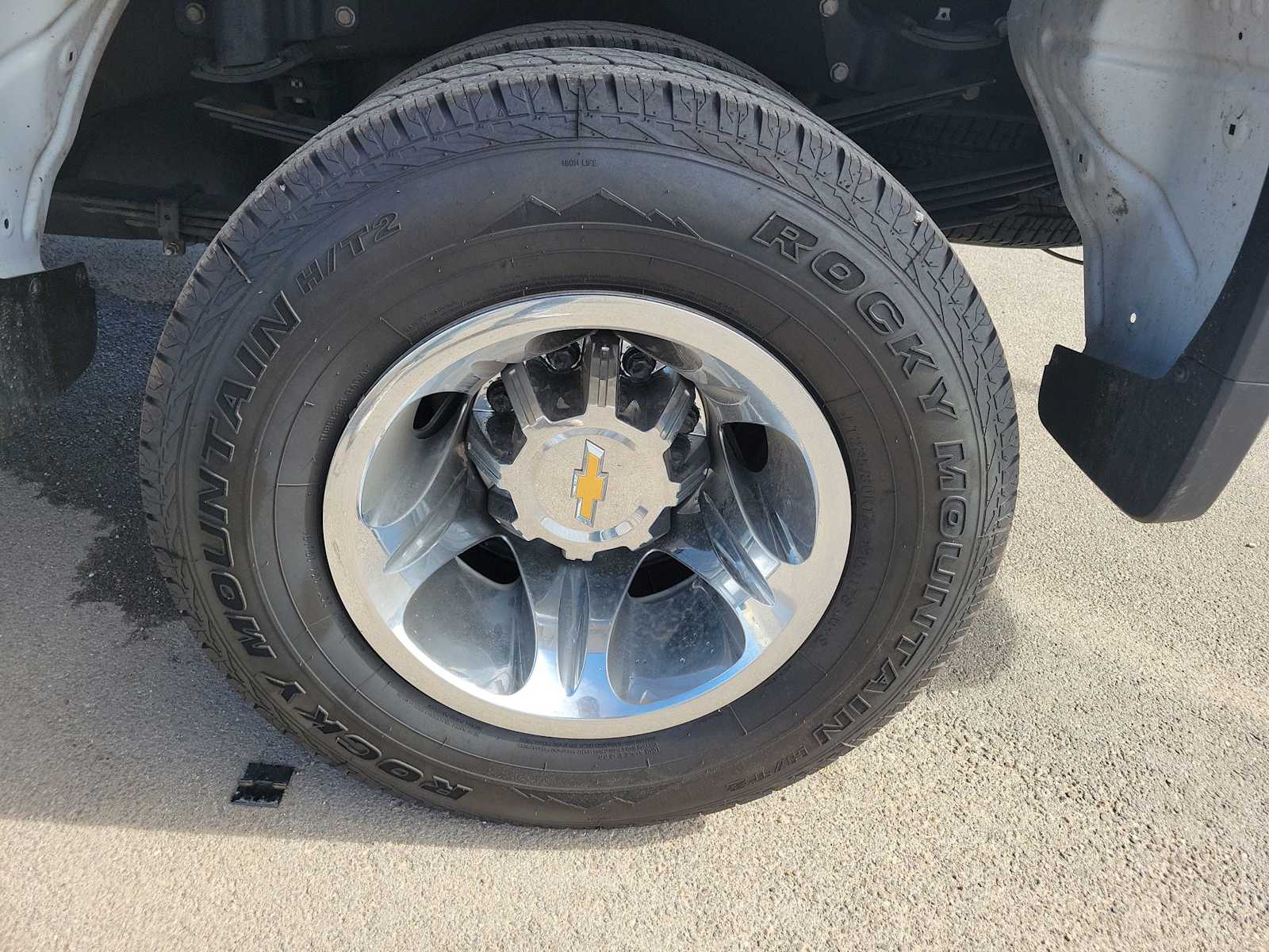 Thumbnail: 2025 Chevrolet Silverado 3500 - 16