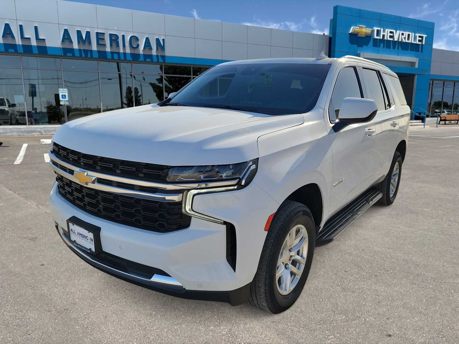 Thumbnail: 2023 Chevrolet Tahoe - 1