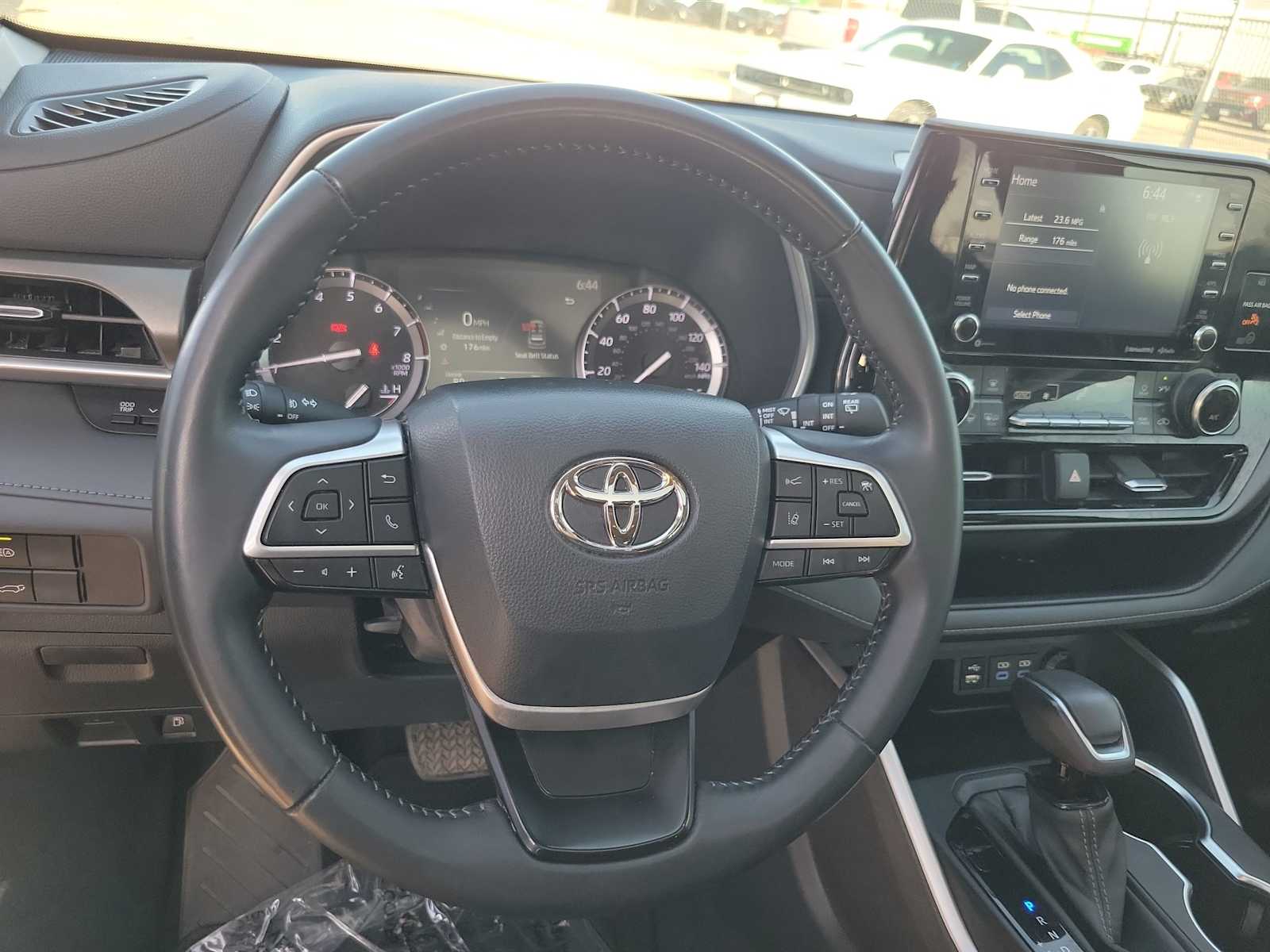 2022 Toyota Highlander XLE 23