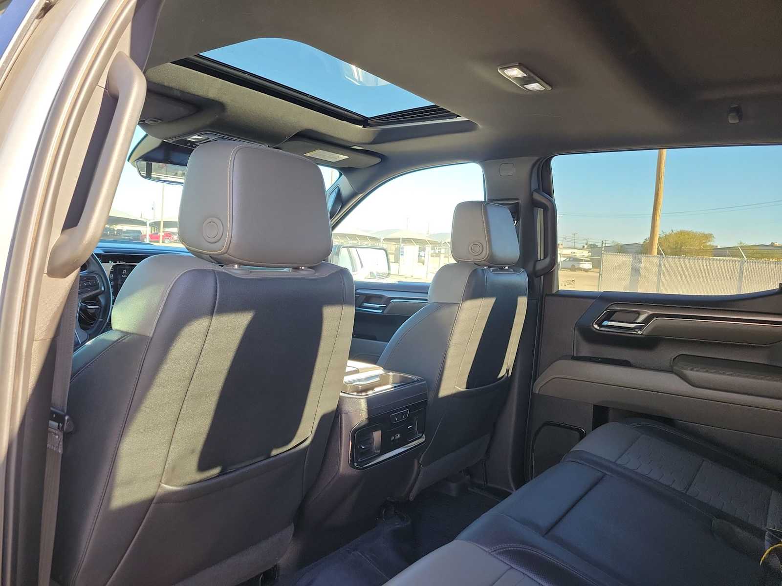 Thumbnail: 2024 Chevrolet Silverado 1500 - 20