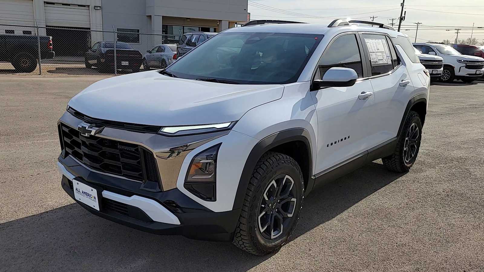 Thumbnail: 2026 Chevrolet Equinox - 4