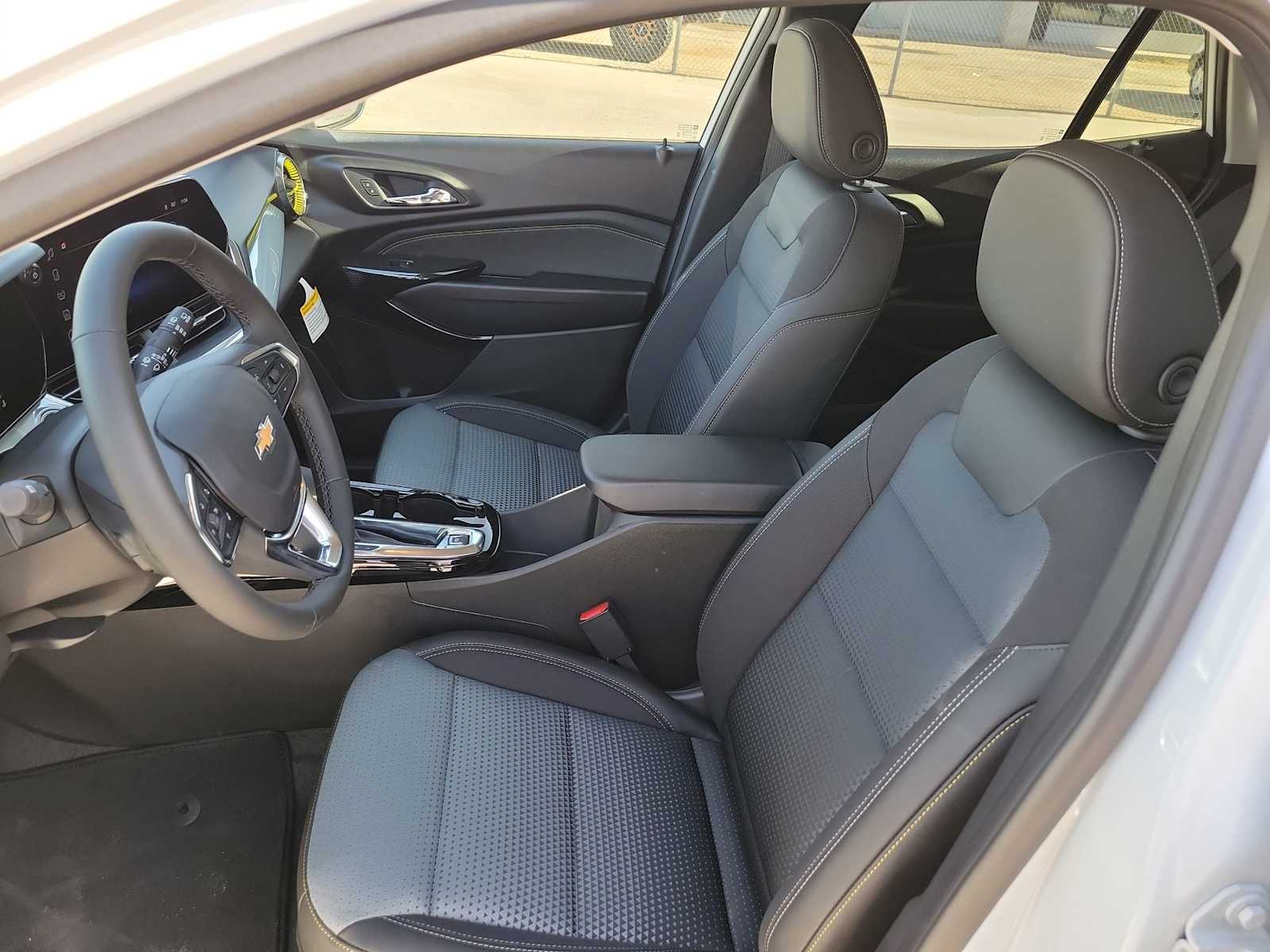 Thumbnail: 2026 Chevrolet Trax - 19