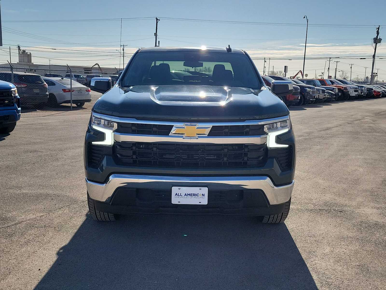 Thumbnail: 2026 Chevrolet Silverado 1500 - 9