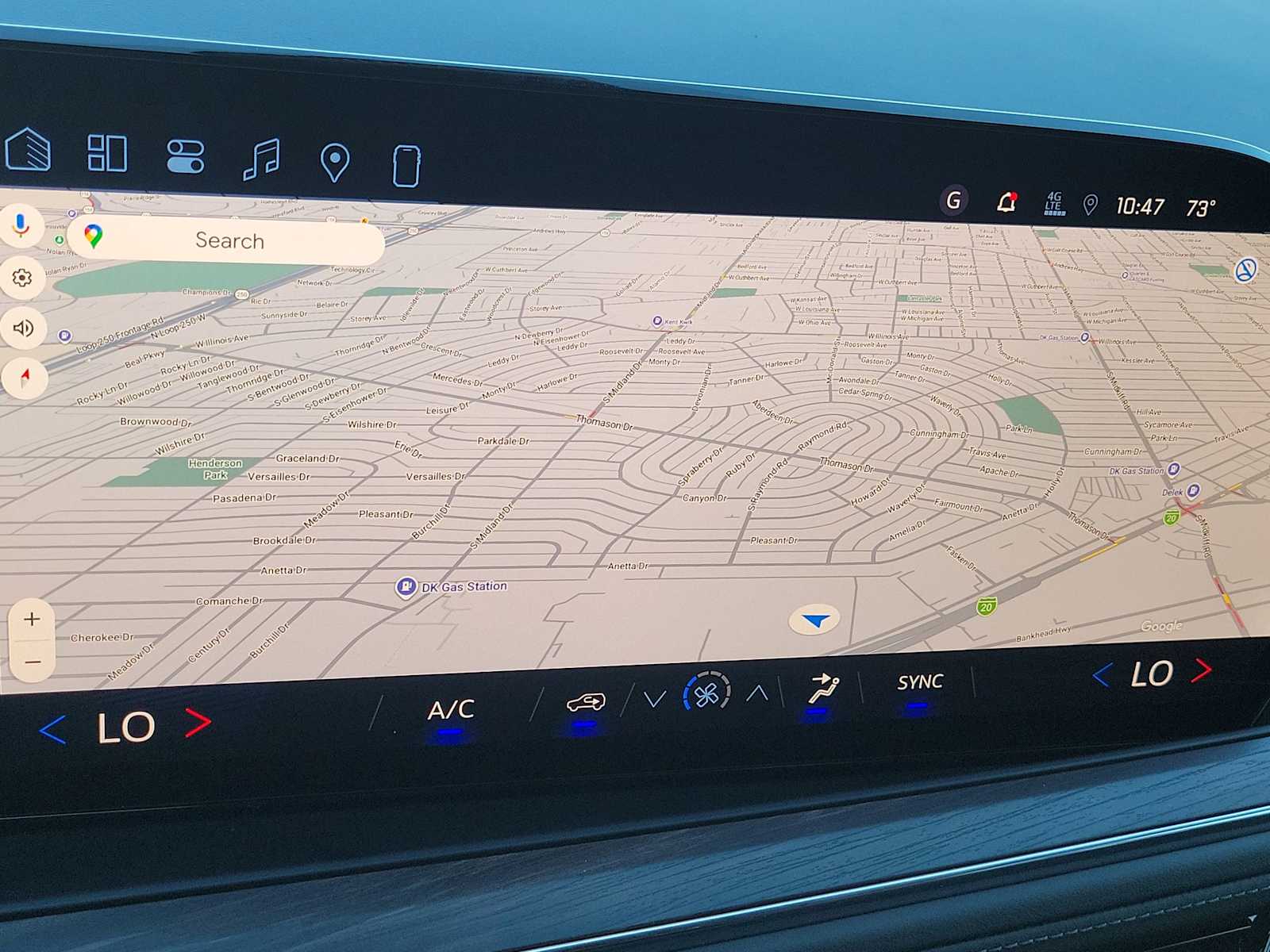 Thumbnail: 2026 Chevrolet Suburban - 25