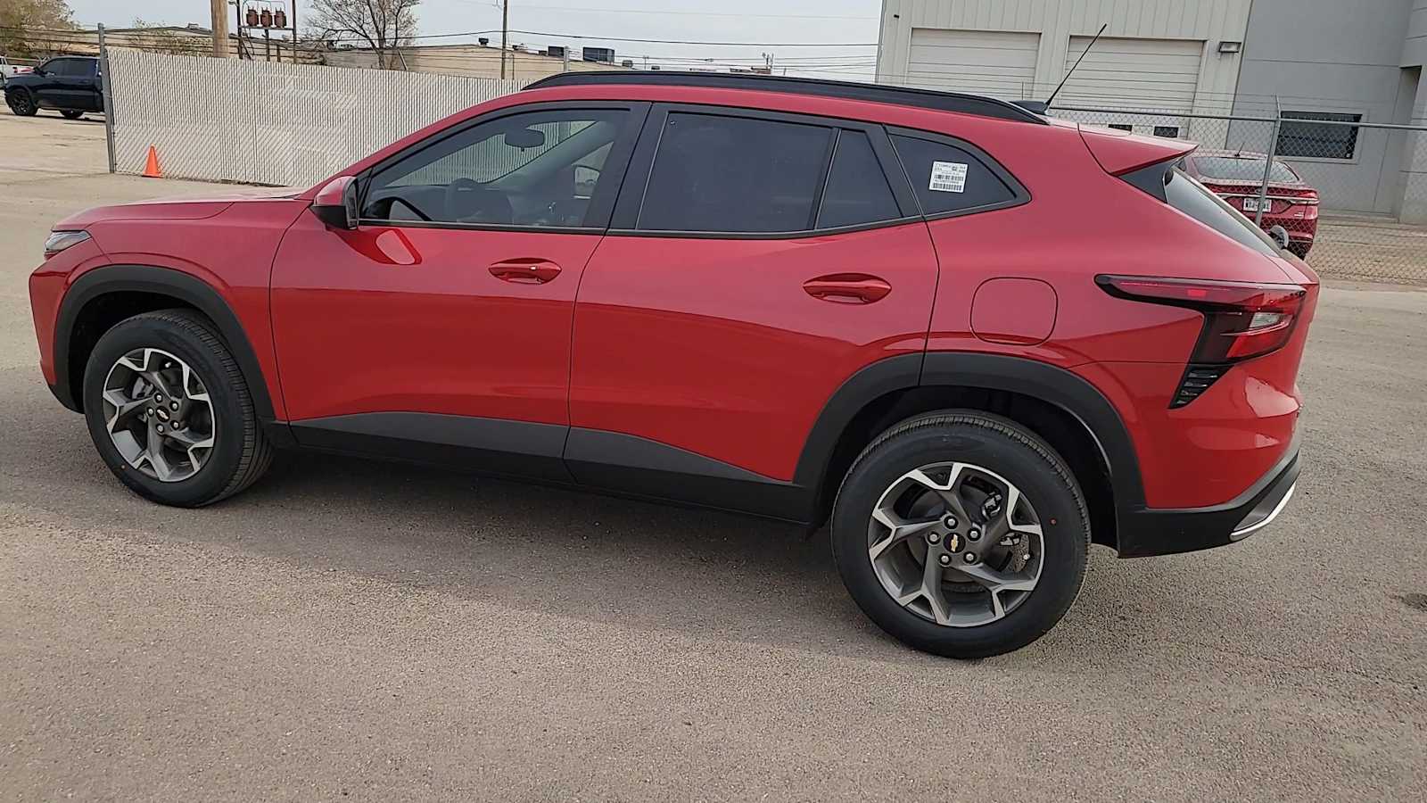 Thumbnail: 2026 Chevrolet Trax - 5