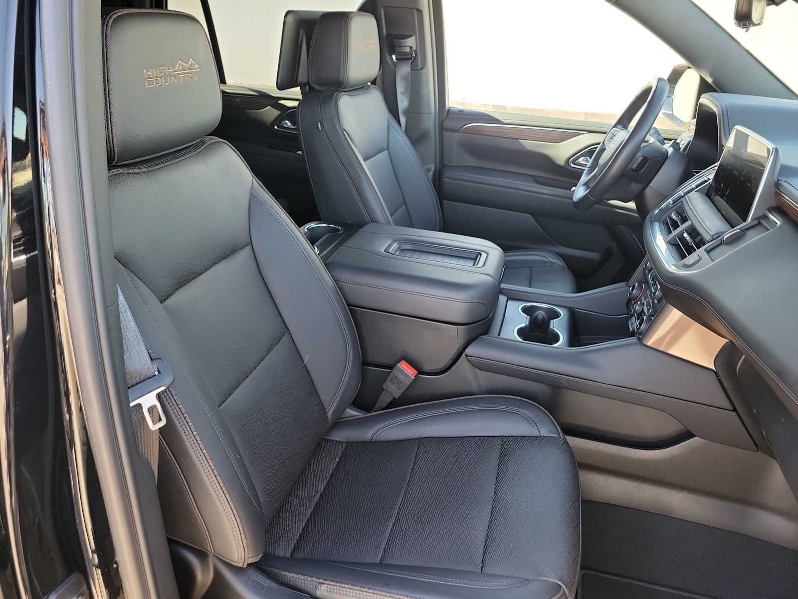 Thumbnail: 2024 Chevrolet Tahoe - 18