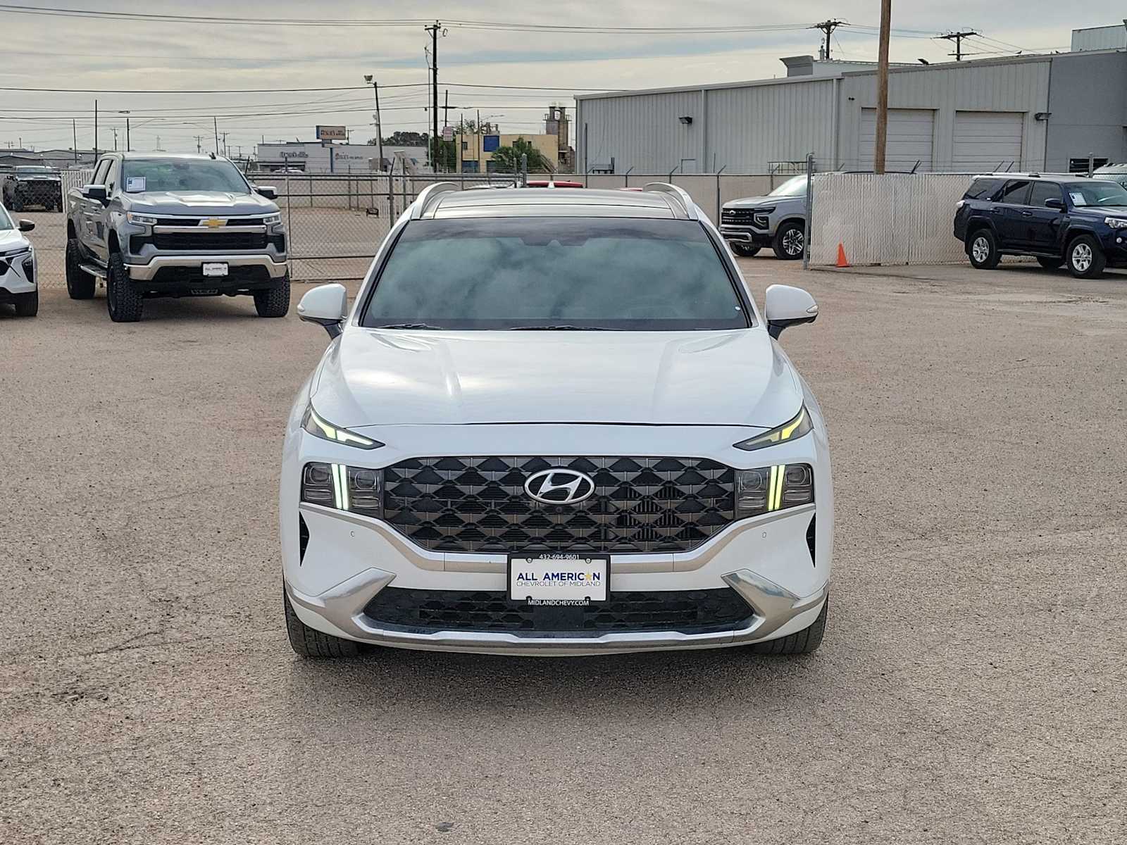 Thumbnail: 2022 Hyundai Santa Fe - 3