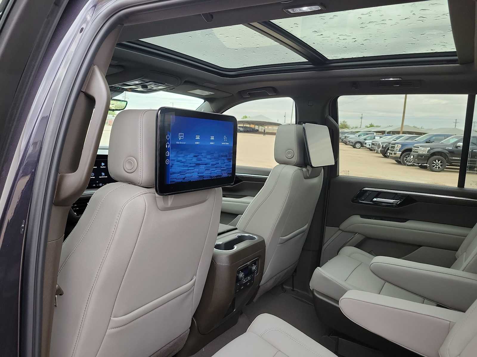 Thumbnail: 2026 Chevrolet Tahoe - 16