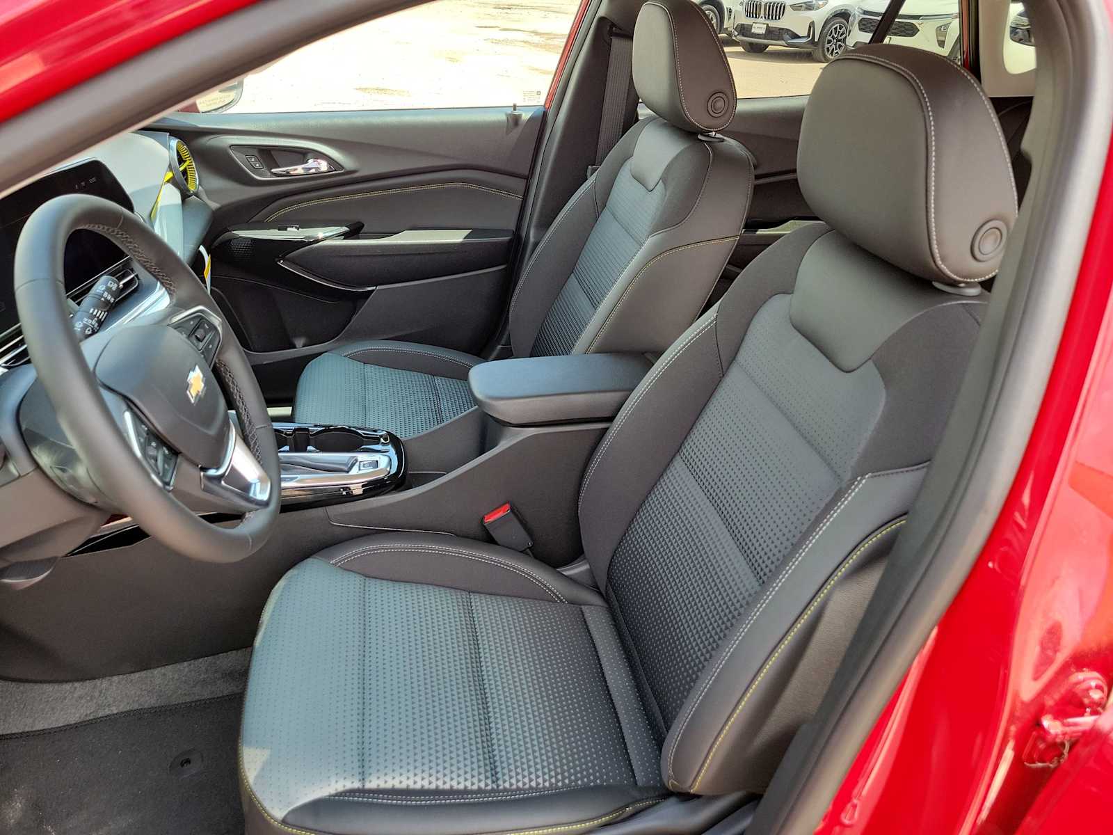 Thumbnail: 2026 Chevrolet Trax - 15