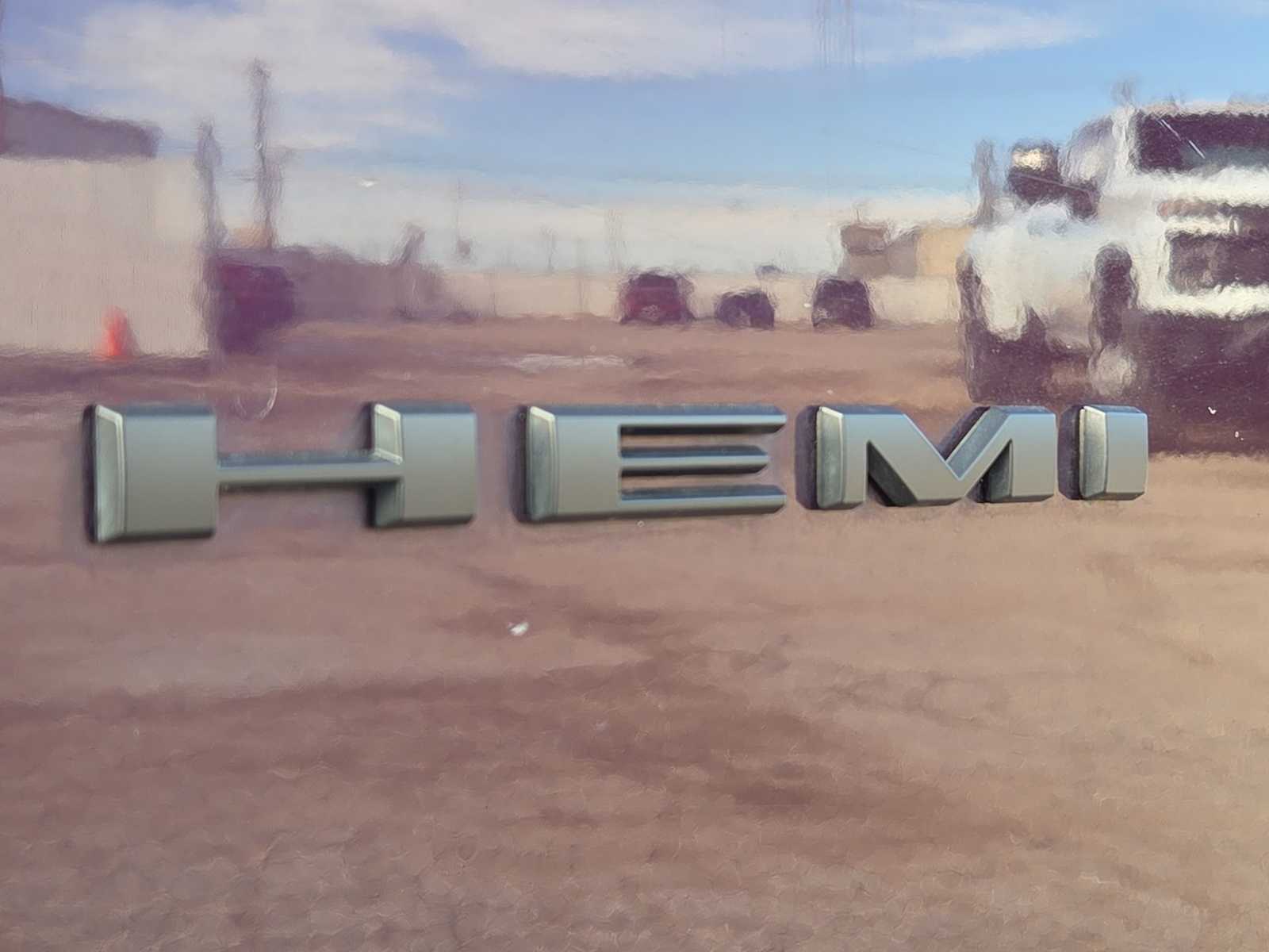 Thumbnail: 2022 Dodge Challenger - 12