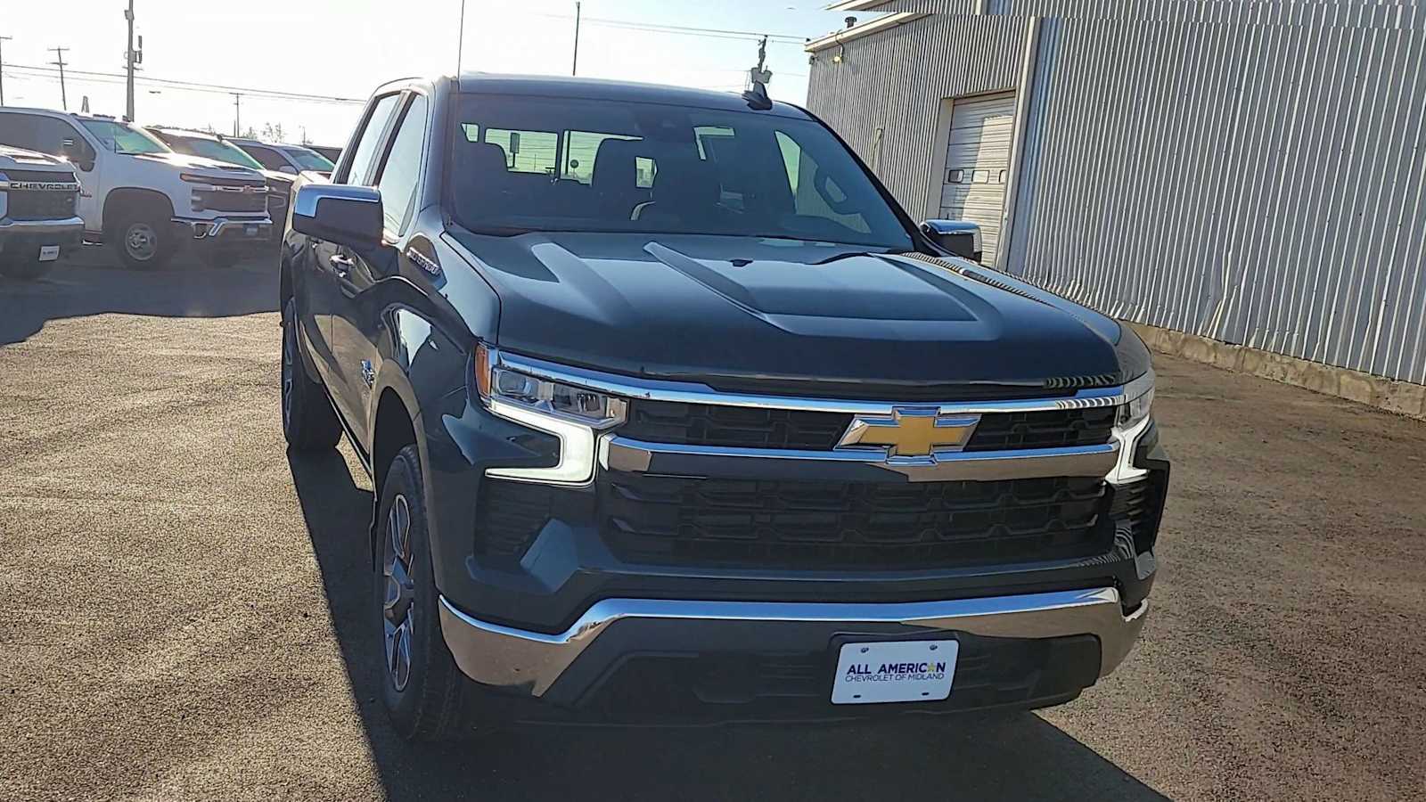 Thumbnail: 2026 Chevrolet Silverado 1500 - 3