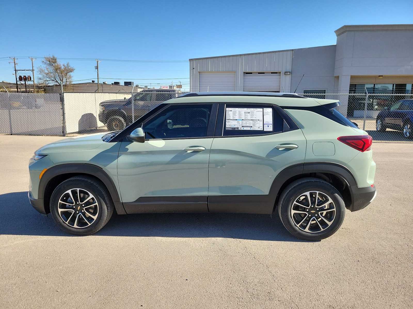 Thumbnail: 2026 Chevrolet TrailBlazer - 11