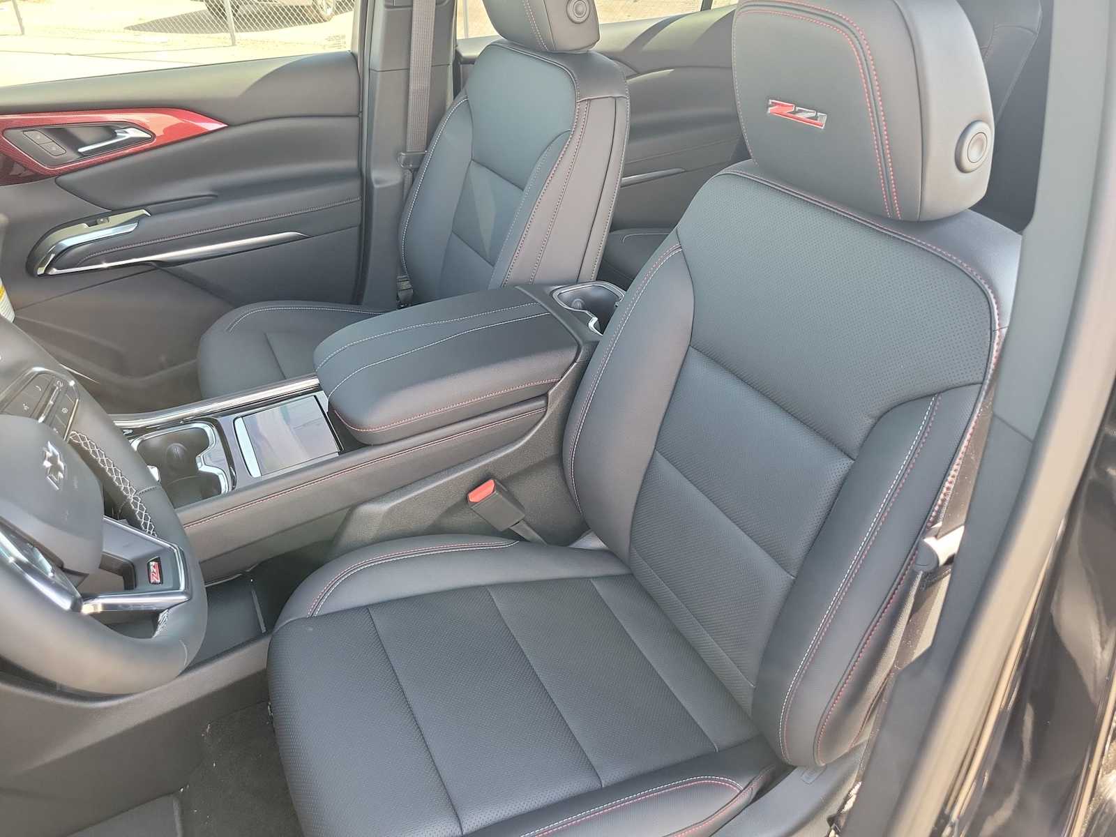 Thumbnail: 2026 Chevrolet Traverse - 19