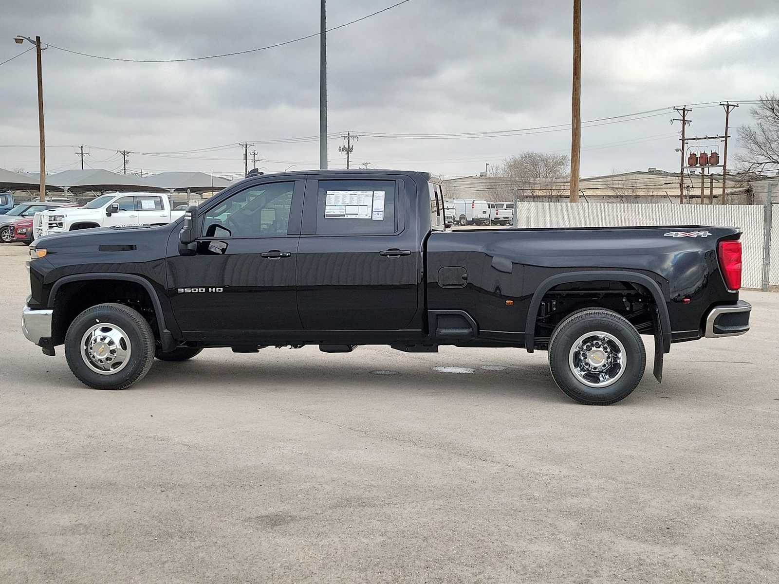 Thumbnail: 2026 Chevrolet Silverado 3500 - 5