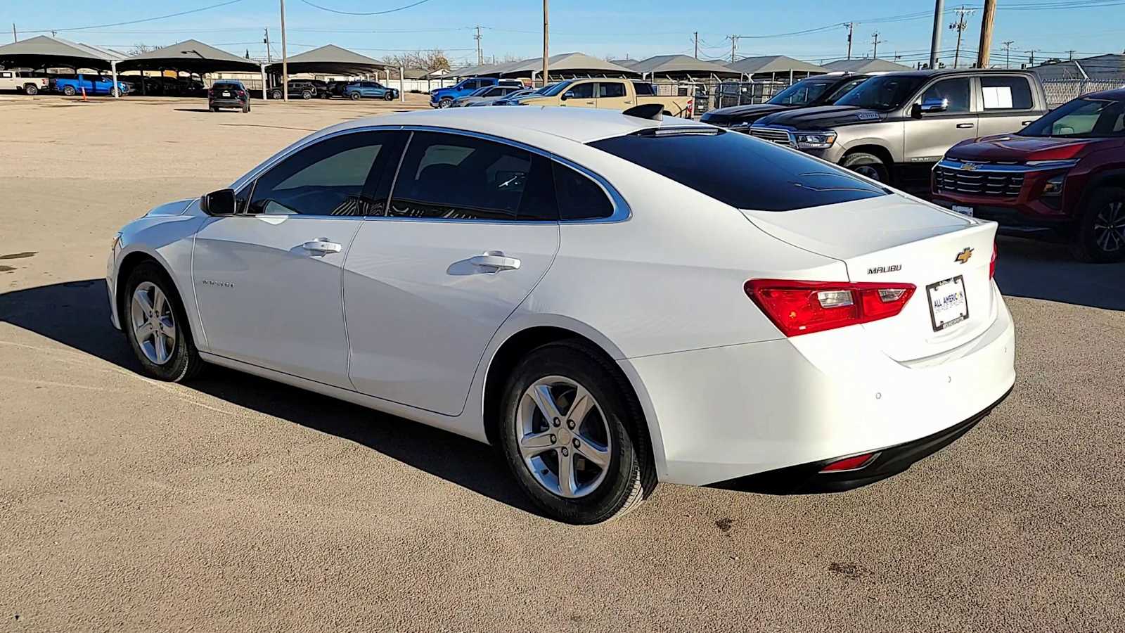 Thumbnail: 2024 Chevrolet Malibu - 6