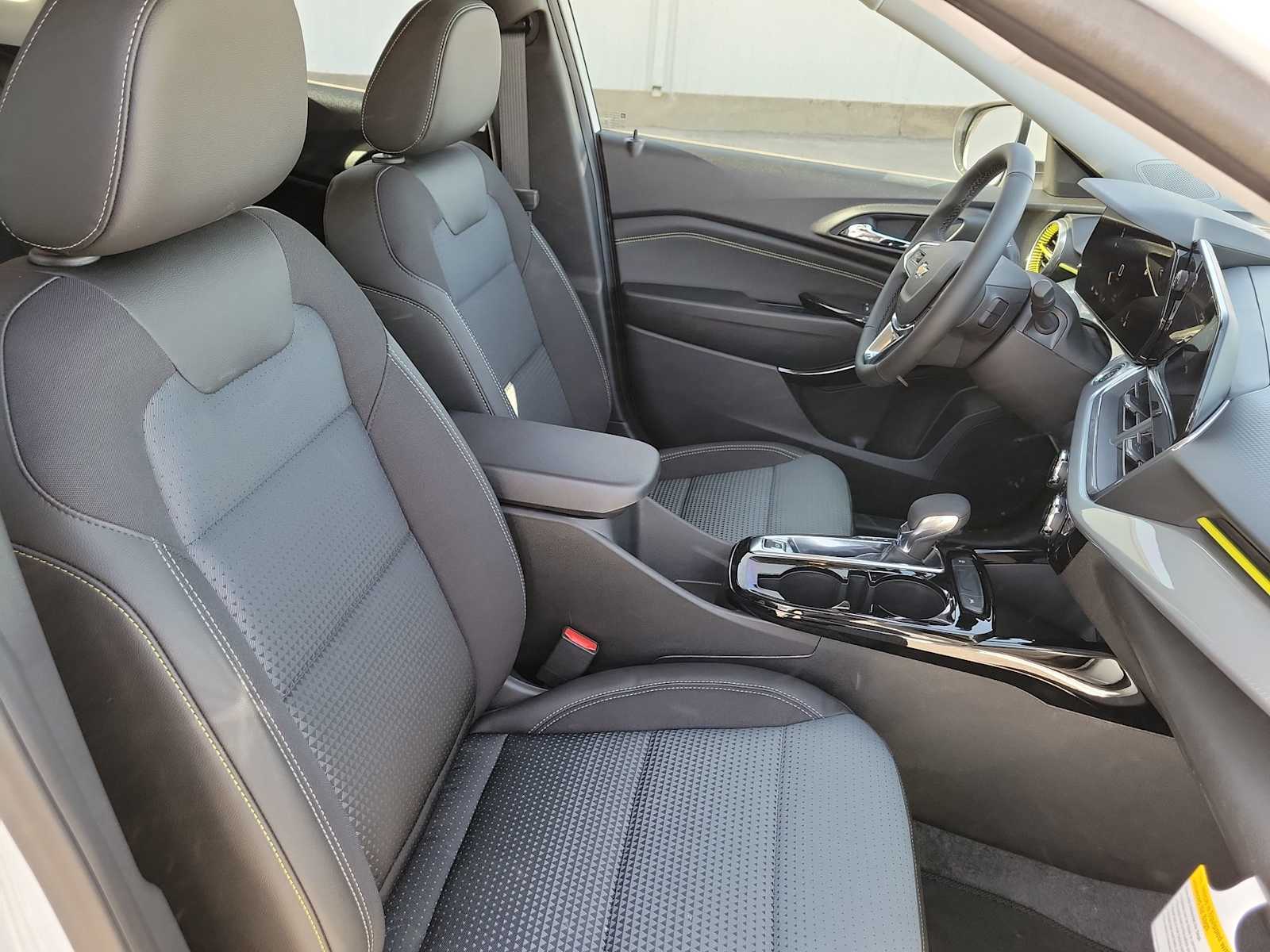 Thumbnail: 2026 Chevrolet Trax - 22