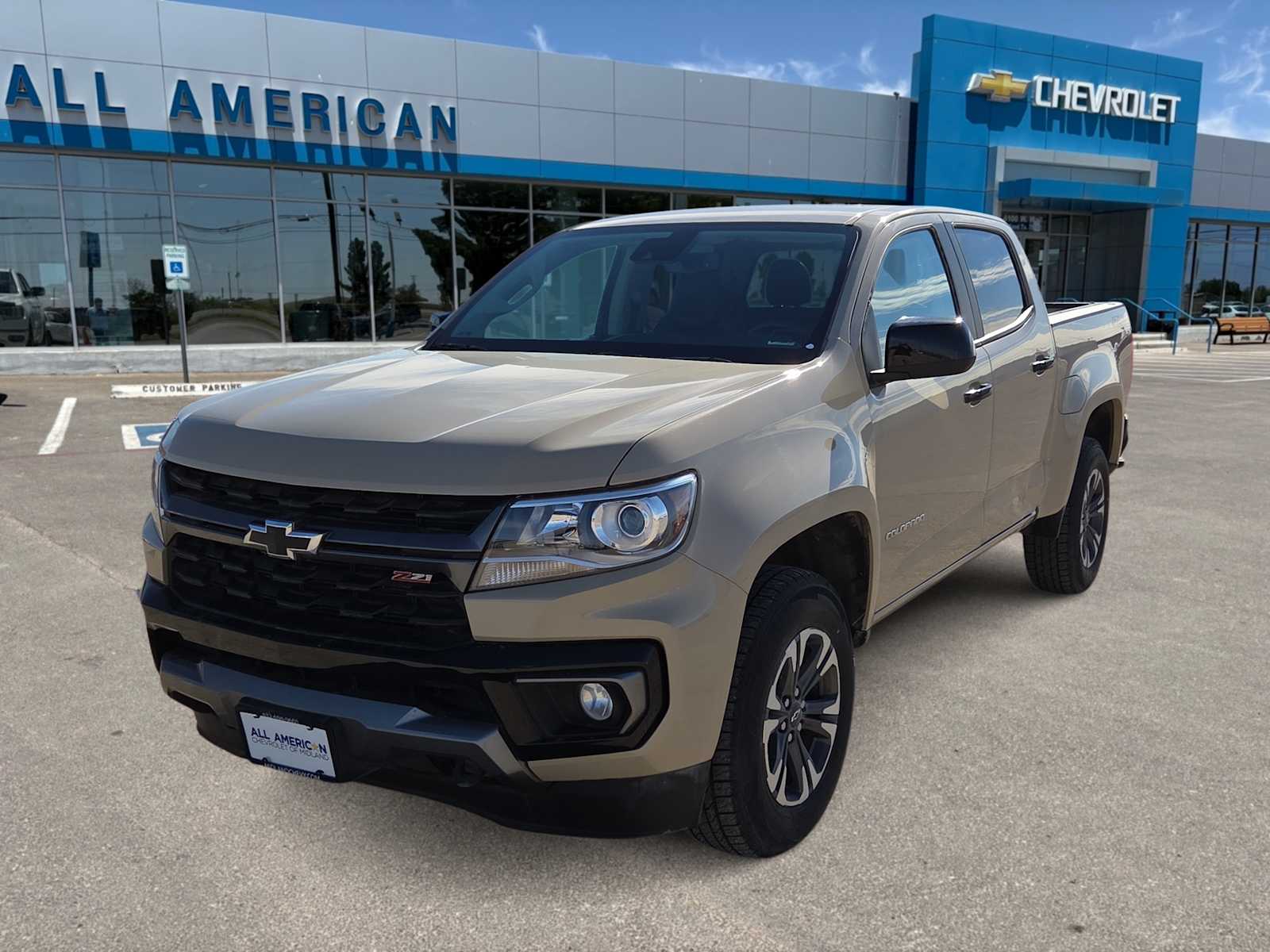 Thumbnail: 2022 Chevrolet Colorado - 1