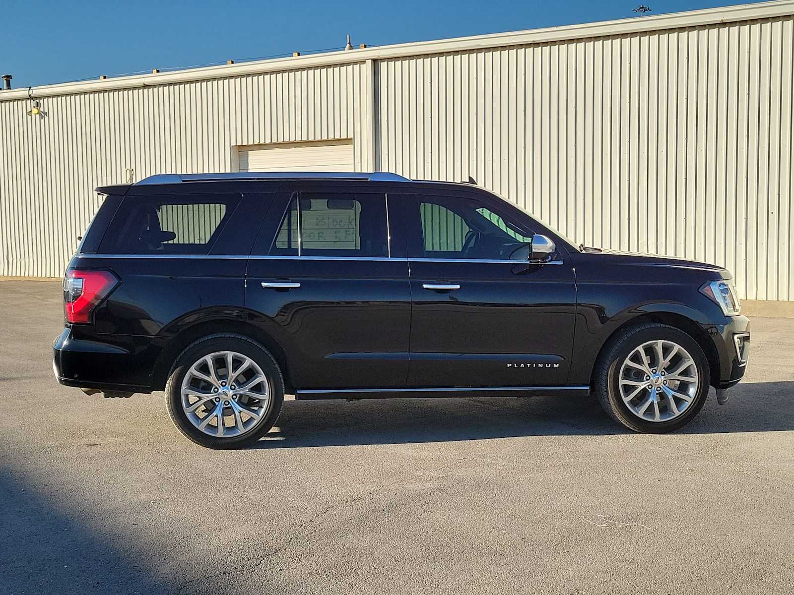 Thumbnail: 2019 Ford Expedition - 9