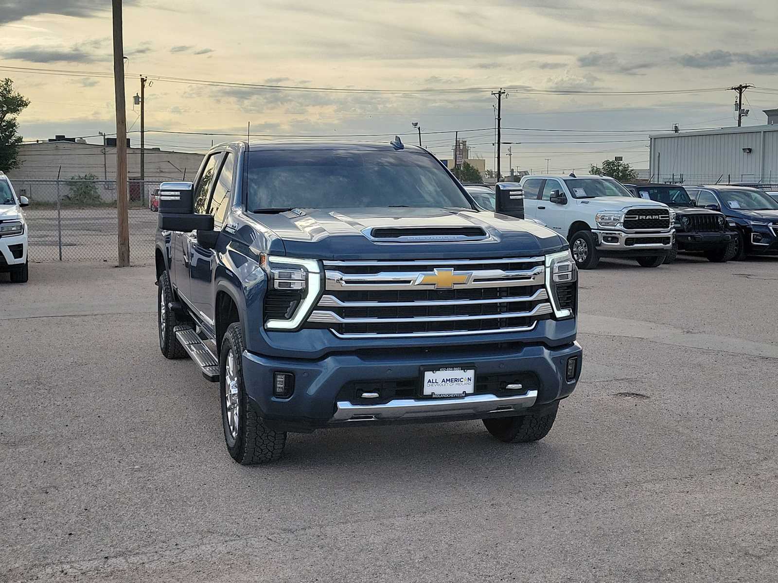 Thumbnail: 2026 Chevrolet Silverado 2500 - 2