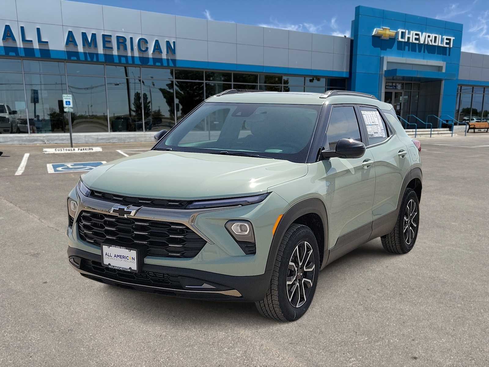 Thumbnail: 2026 Chevrolet TrailBlazer - 1