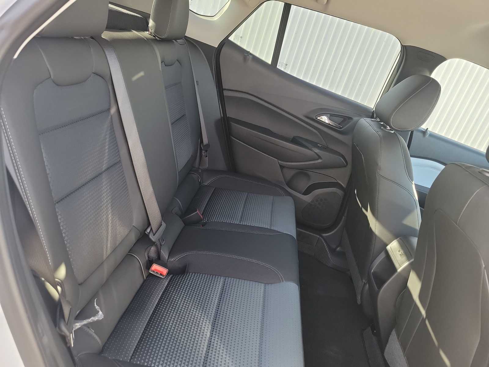 Thumbnail: 2026 Chevrolet Trax - 21