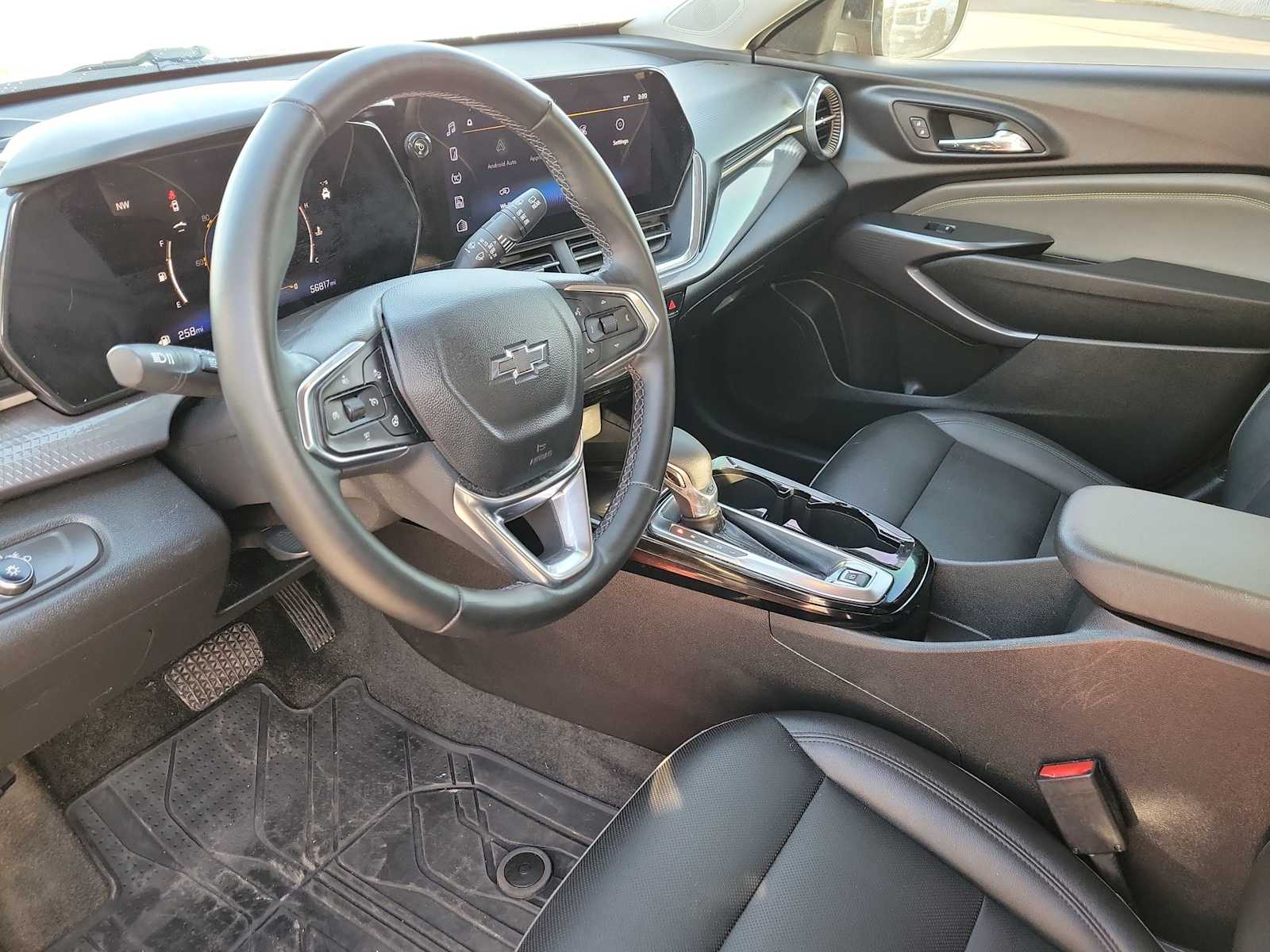 Thumbnail: 2024 Chevrolet Trax - 10