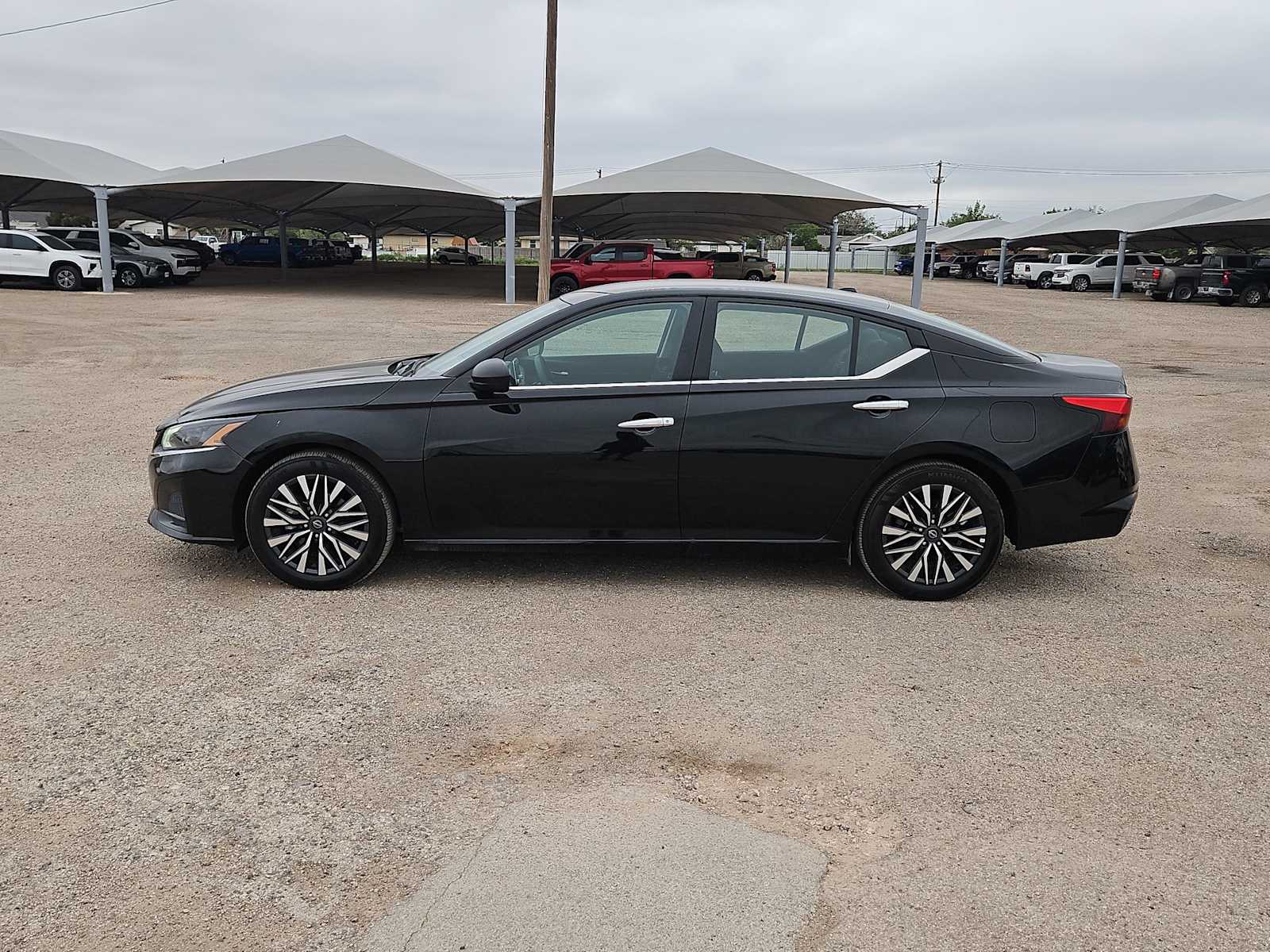 Thumbnail: 2025 Nissan Altima - 5