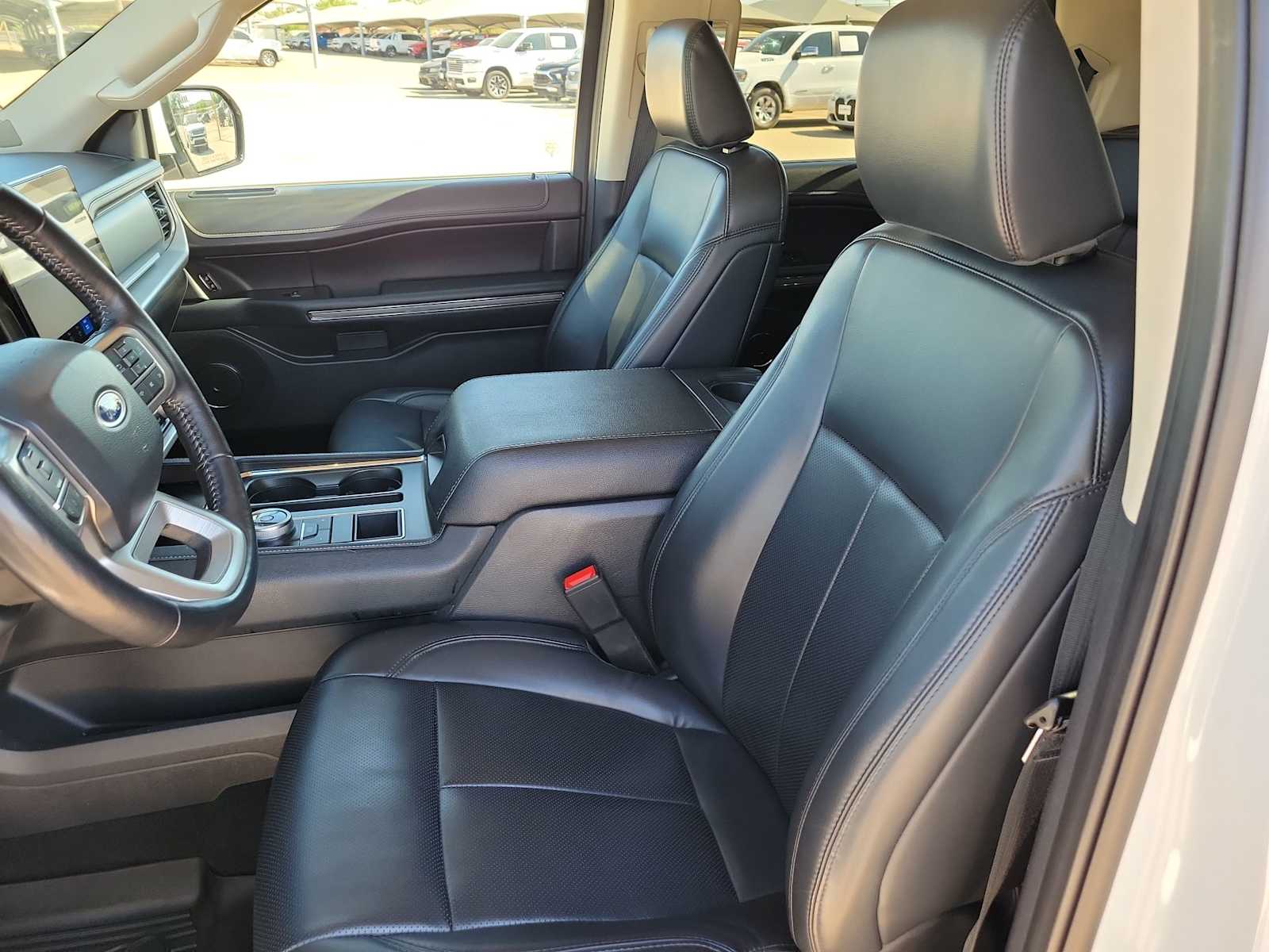 Thumbnail: 2024 Ford Expedition - 15