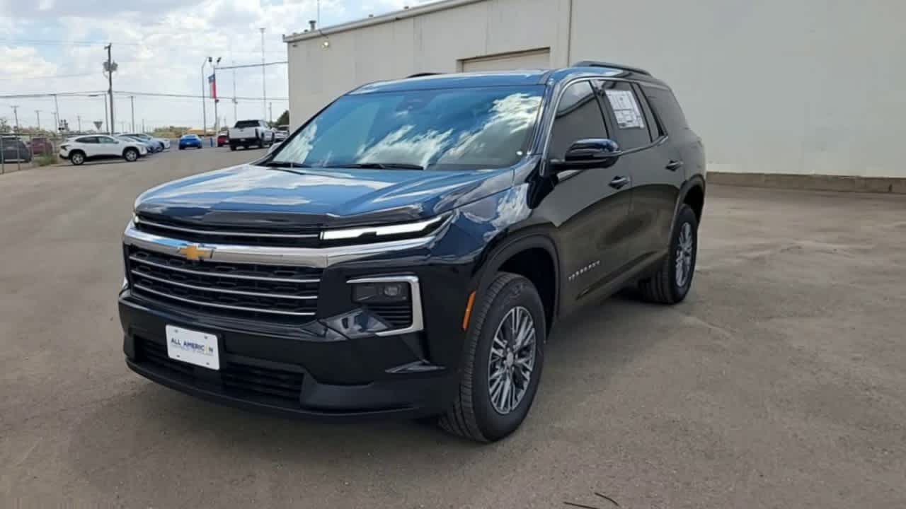 Thumbnail: 2026 Chevrolet Traverse - 4