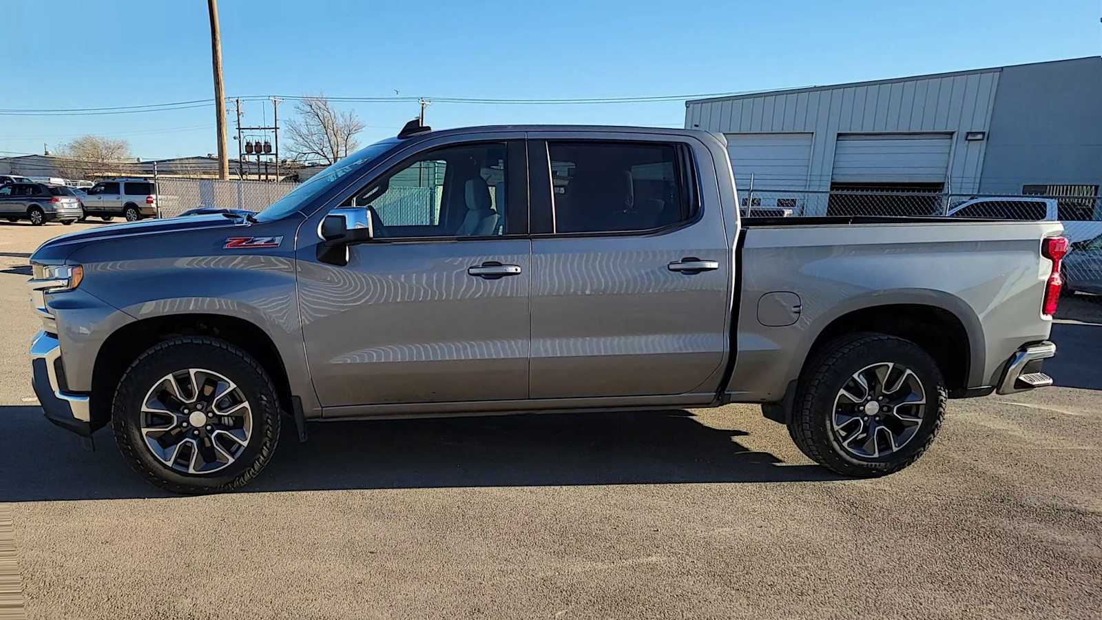 Thumbnail: 2021 Chevrolet Silverado 1500 - 5