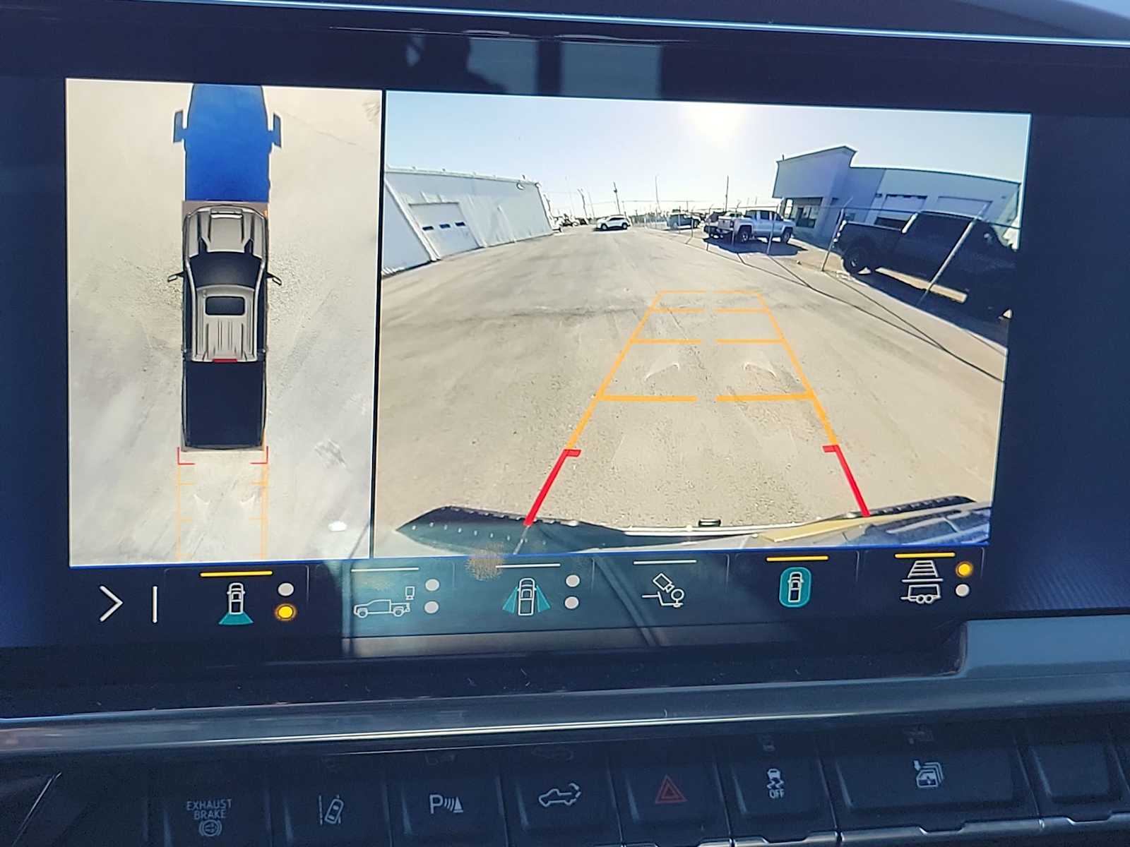 Thumbnail: 2025 Chevrolet Silverado 2500 - 28