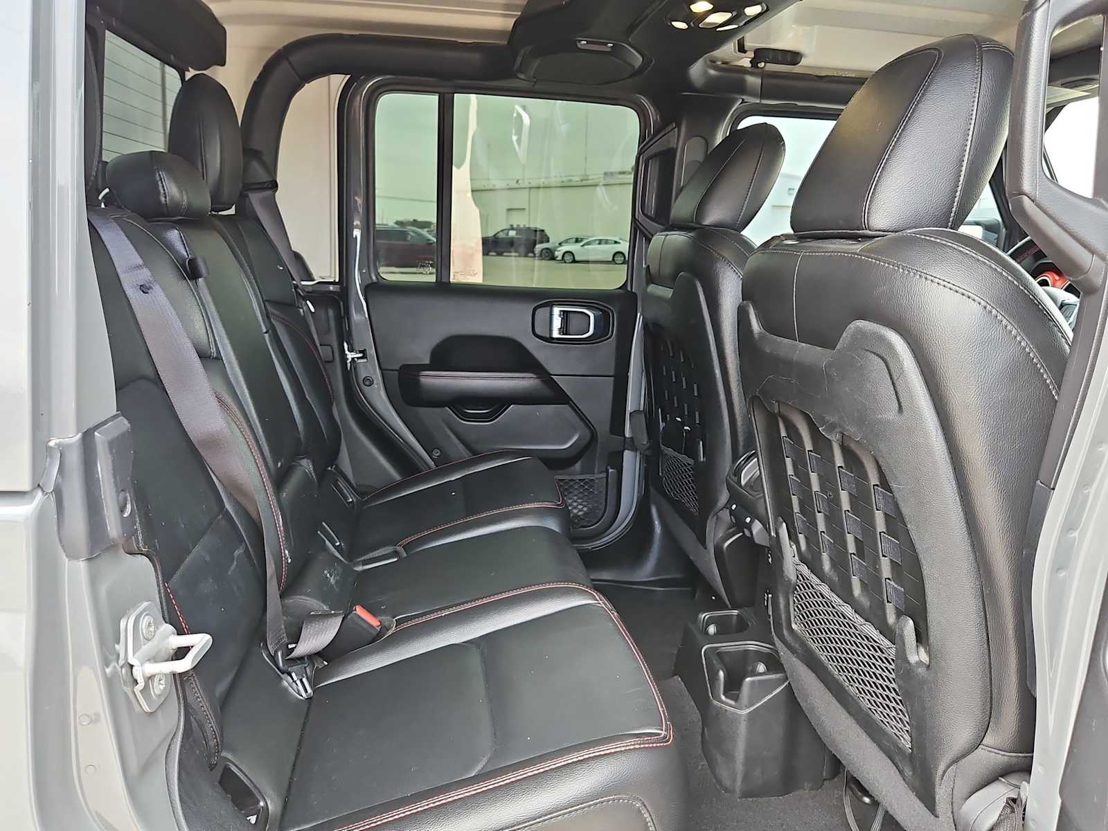 Thumbnail: 2021 Jeep Gladiator - 17