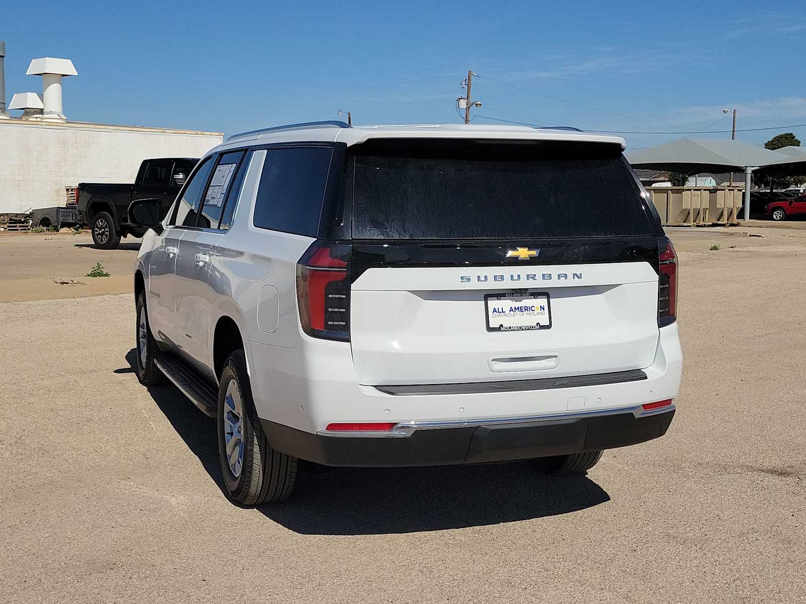 Thumbnail: 2026 Chevrolet Suburban - 6