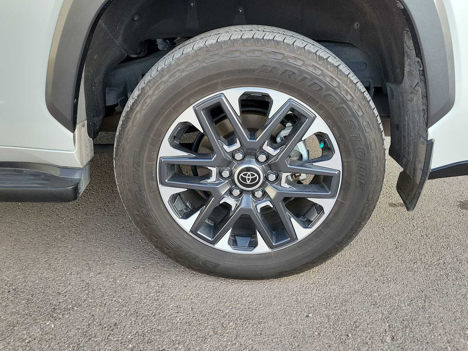 Thumbnail: 2024 Toyota Sequoia - 12