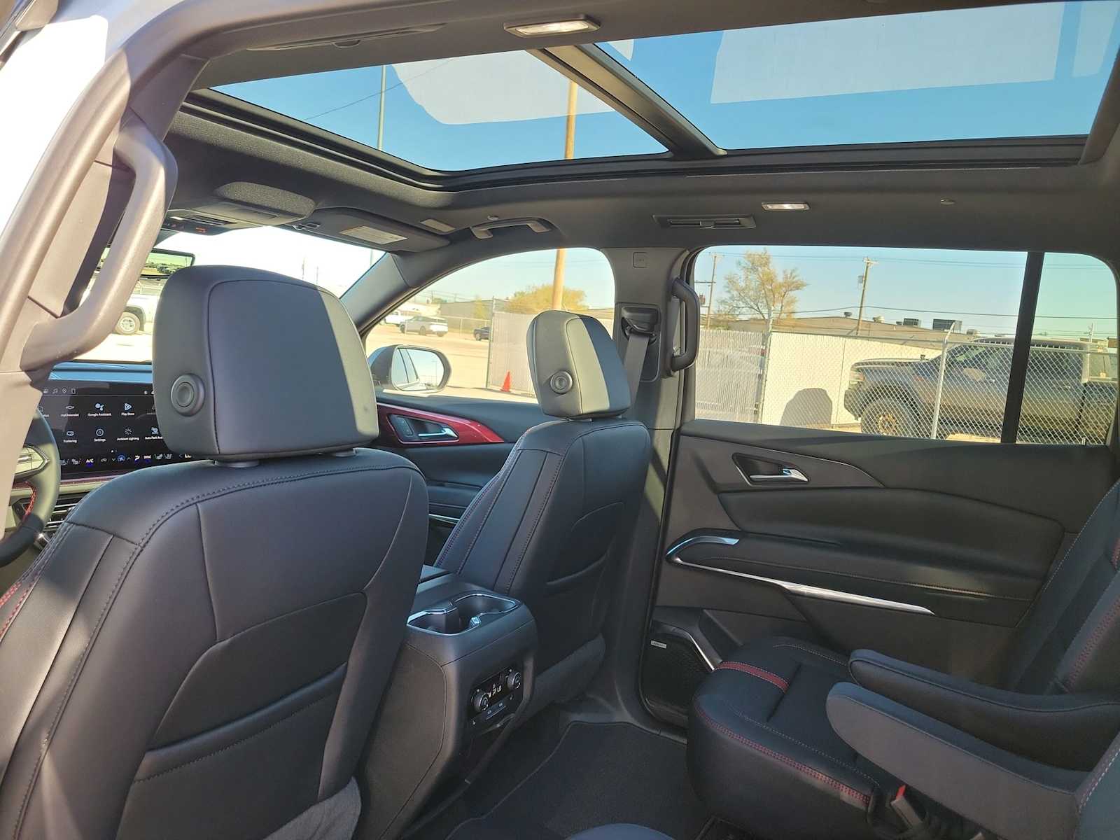 Thumbnail: 2026 Chevrolet Traverse - 20